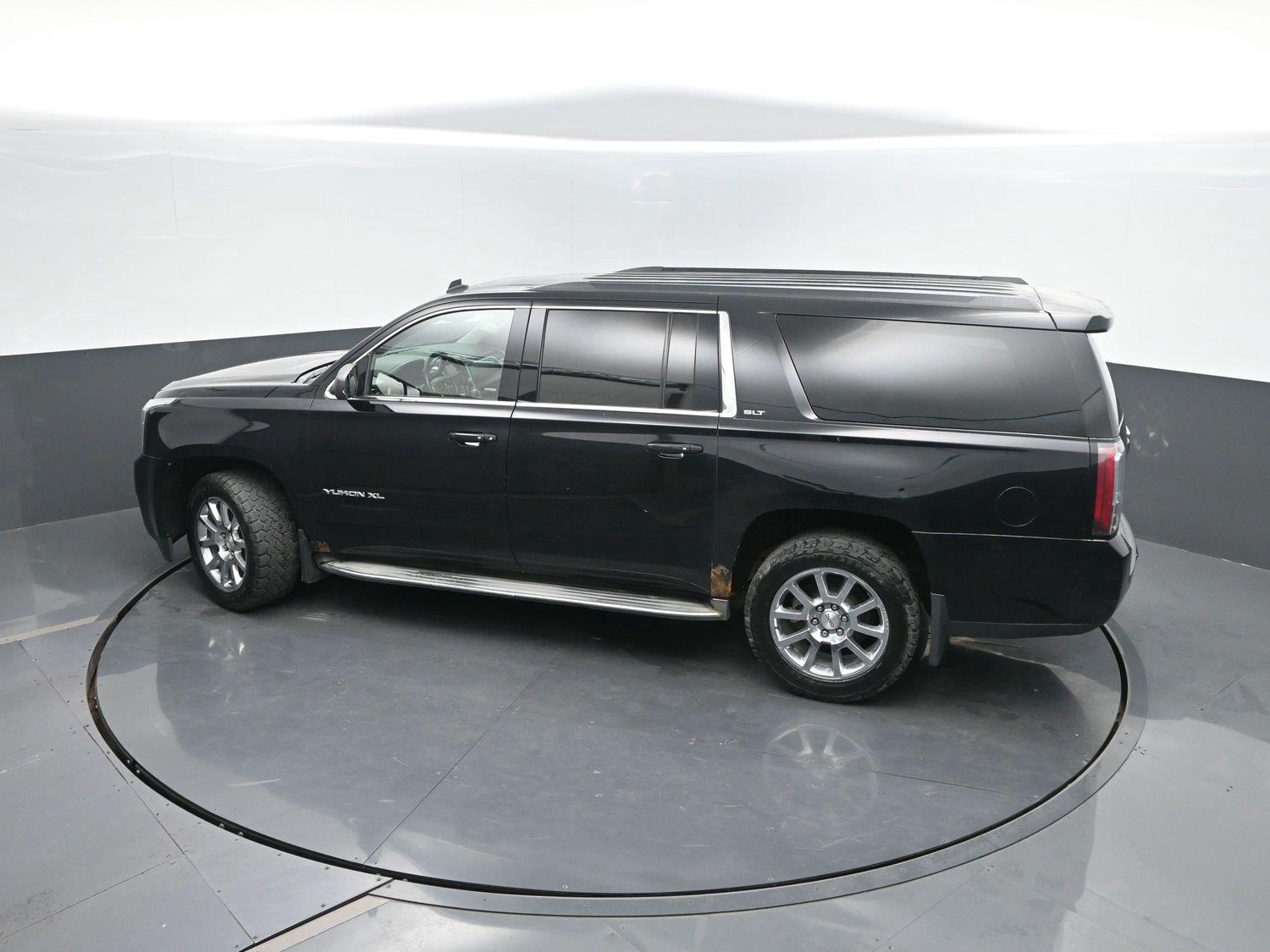 Used 2015 Onyx Black GMC SLT image 39