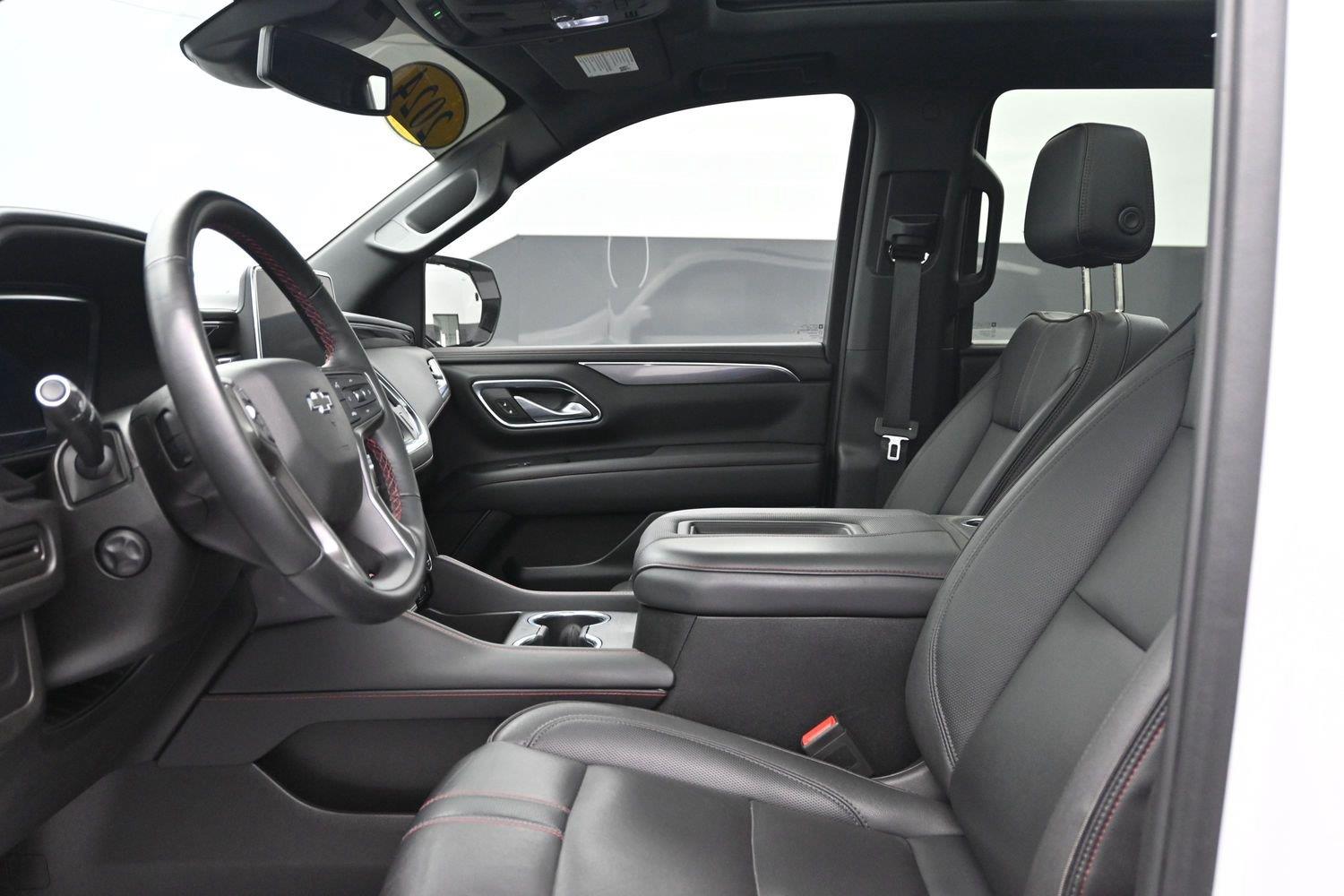 Used 2024 Summit White Chevrolet RST image 25