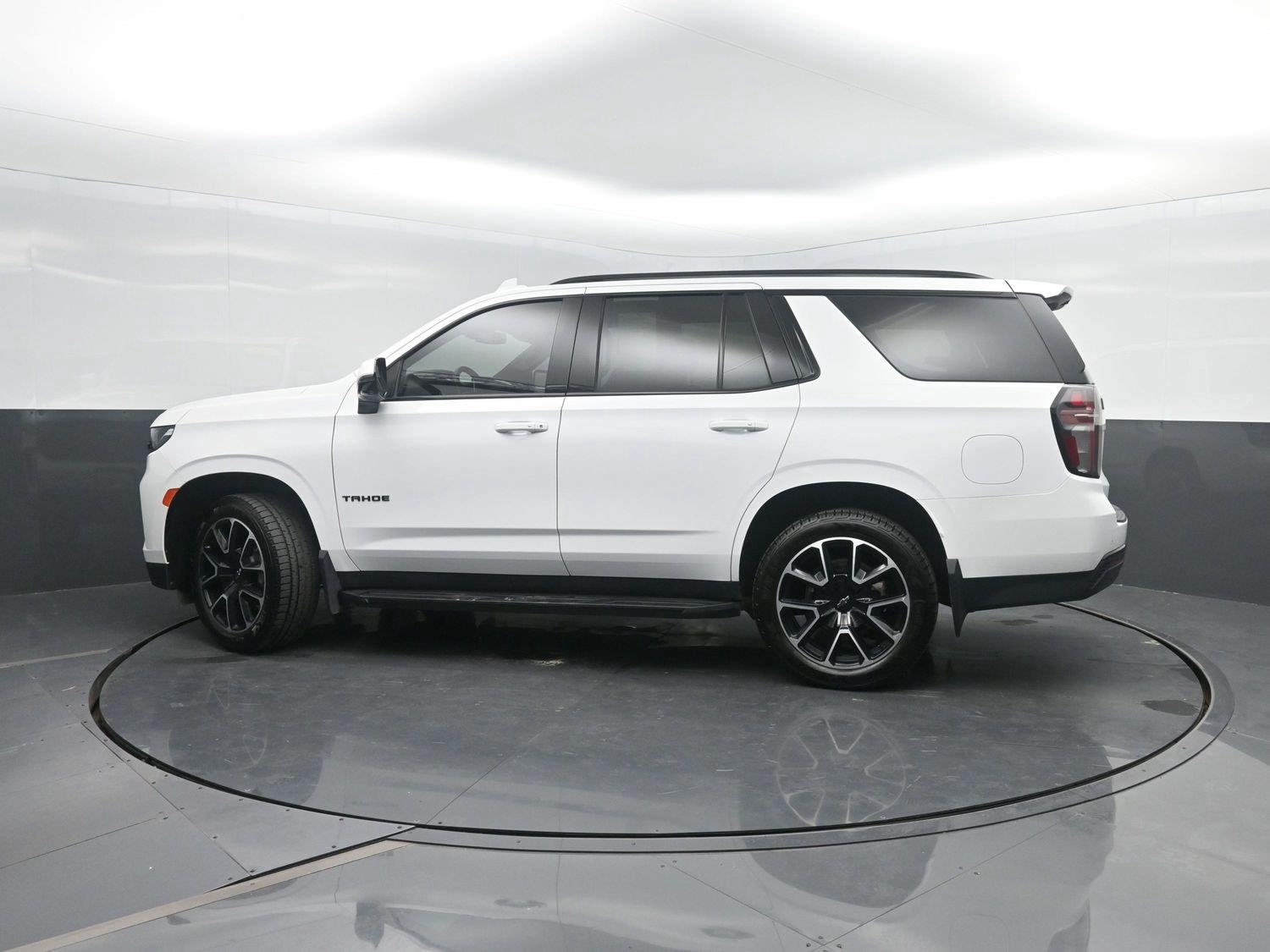 Used 2024 Summit White Chevrolet RST image 46