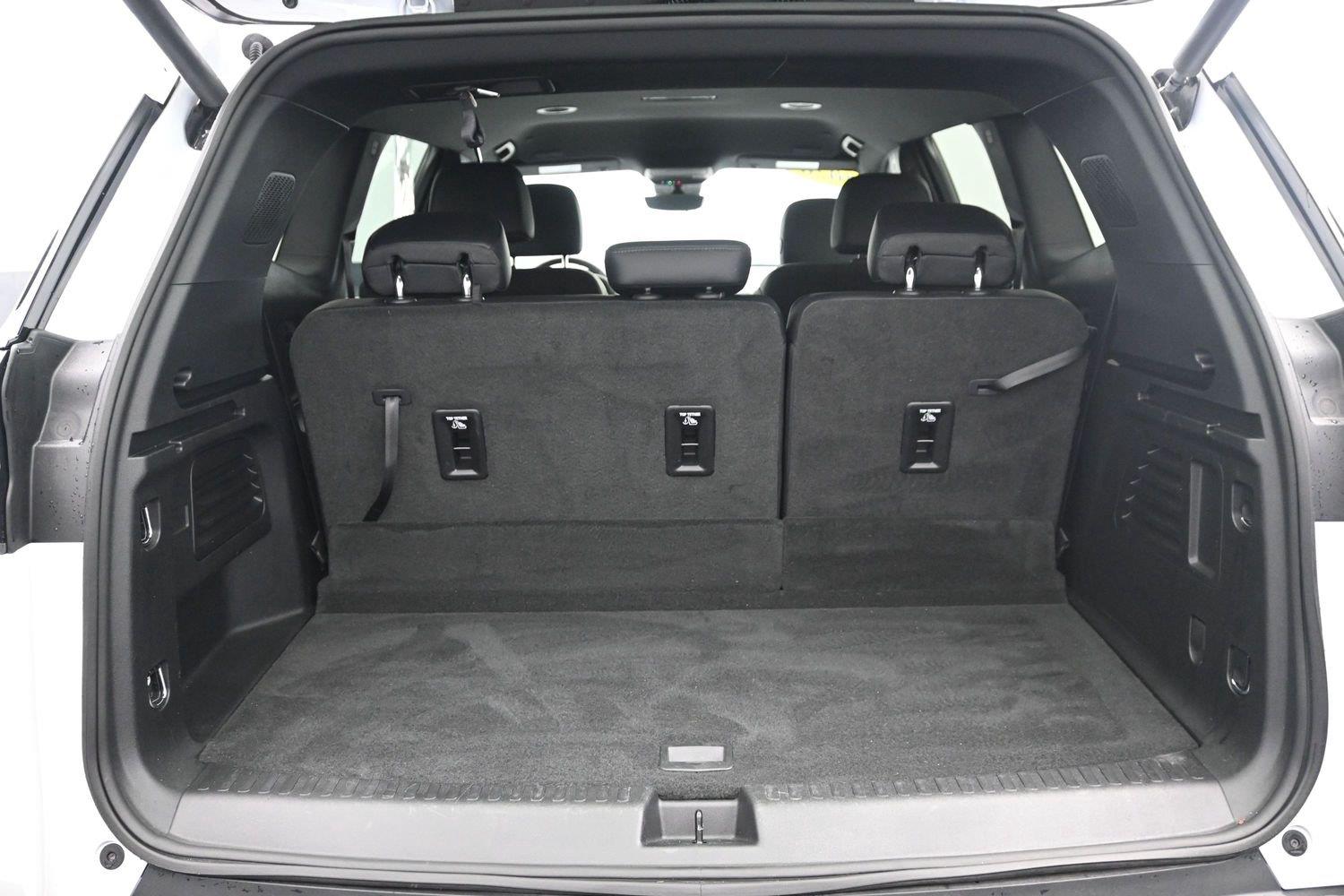 Used 2026 Summit White GMC AWD Elevation image 20