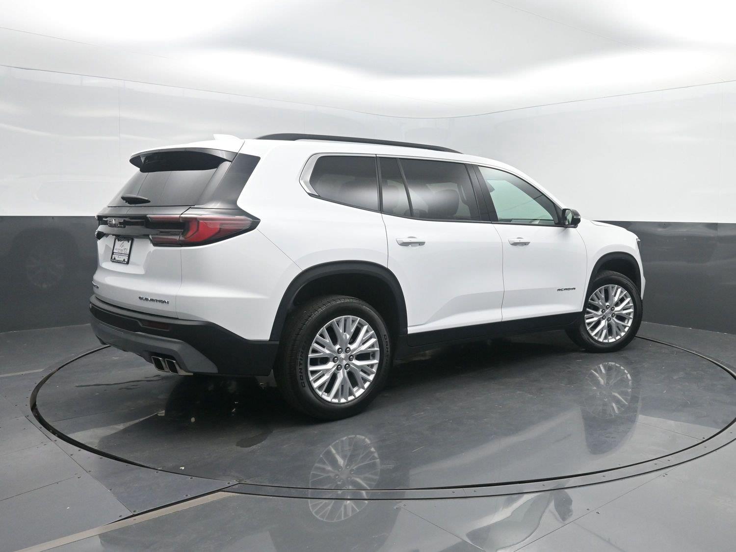 Used 2026 Summit White GMC AWD Elevation image 3