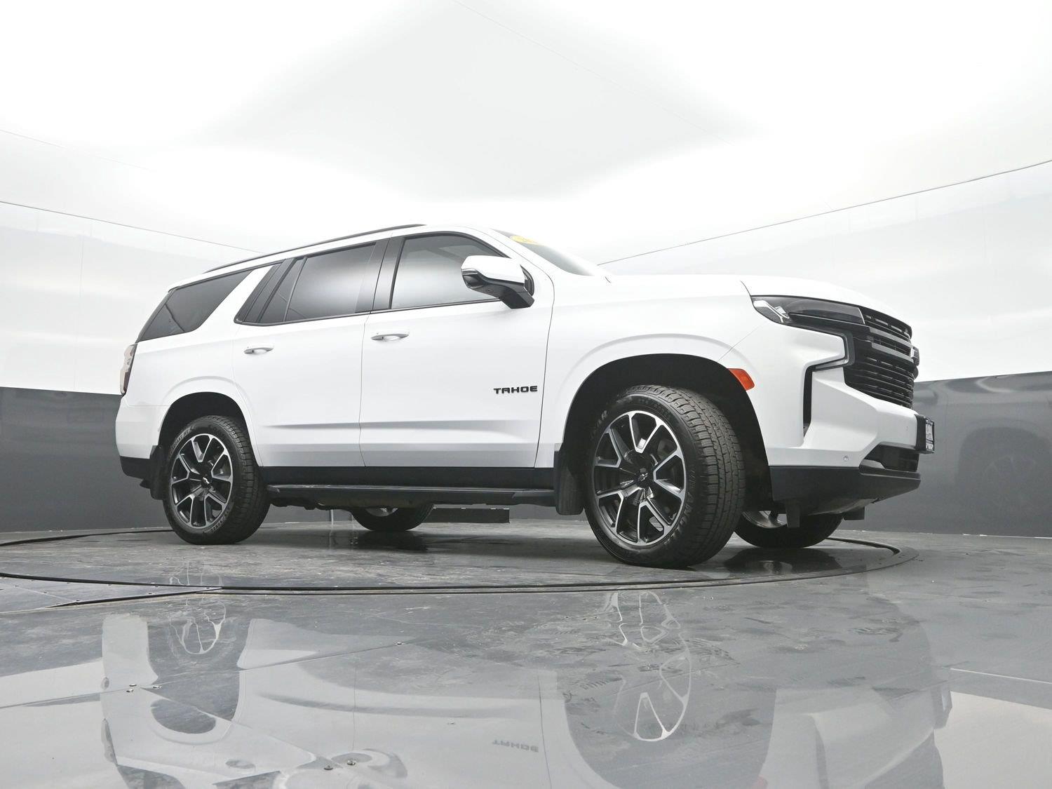 Used 2024 Summit White Chevrolet RST image 41