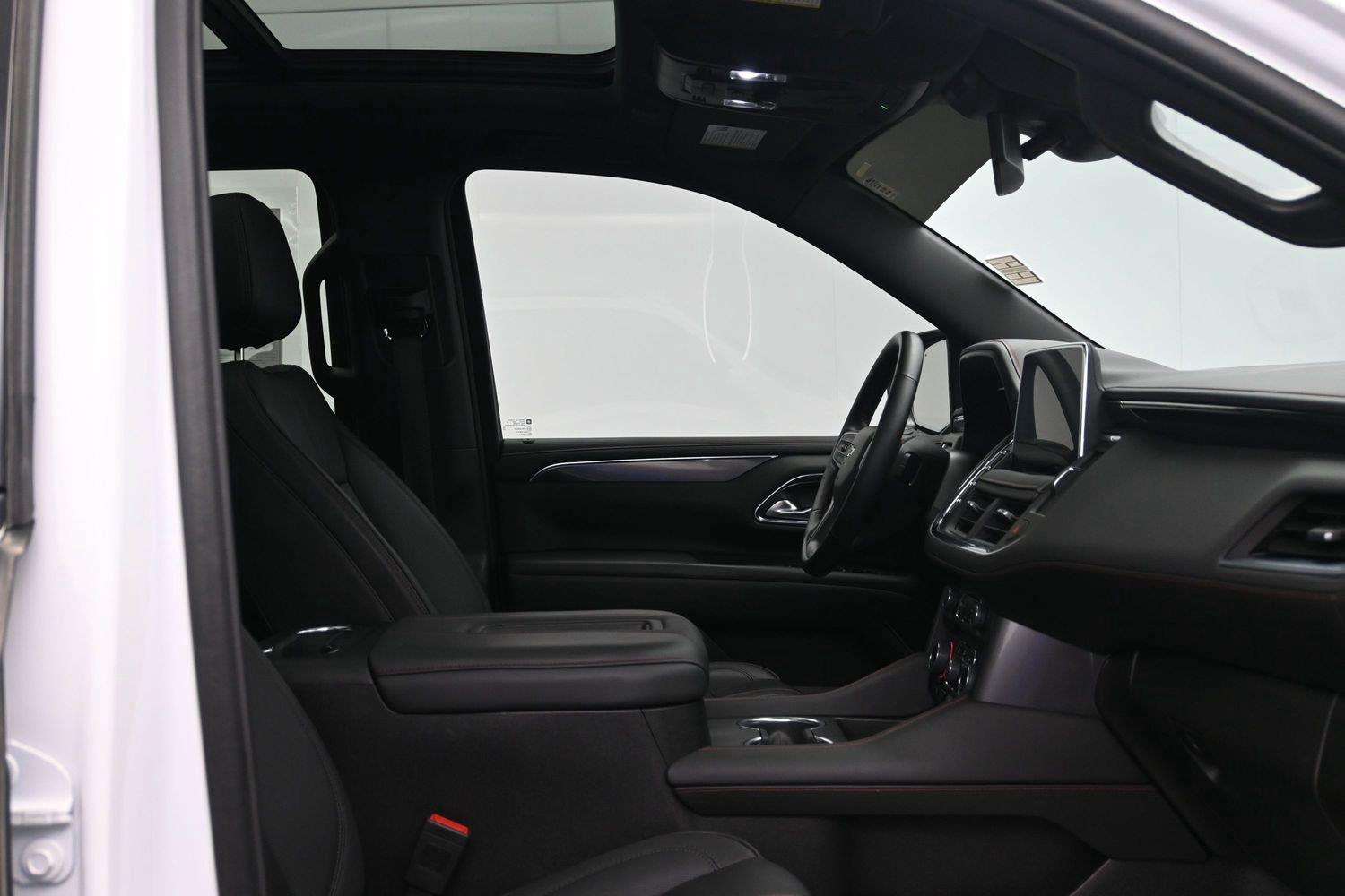 Used 2024 Summit White Chevrolet RST image 12