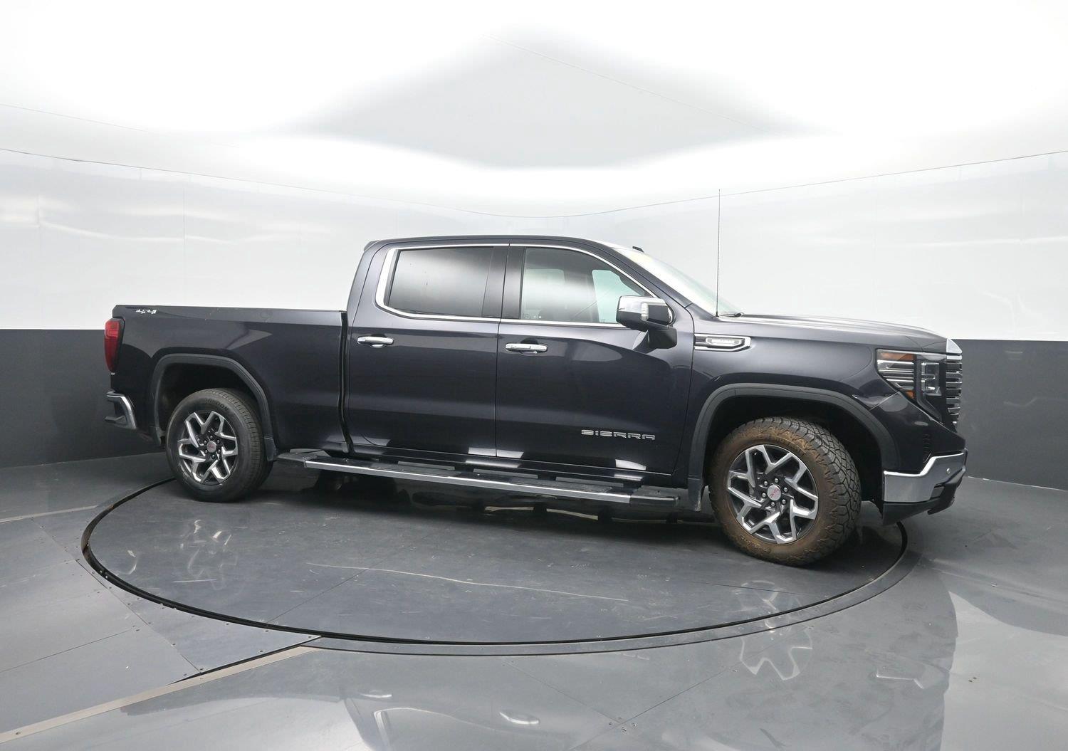 Used 2024 Titanium Rush Metallic GMC SLT image 3