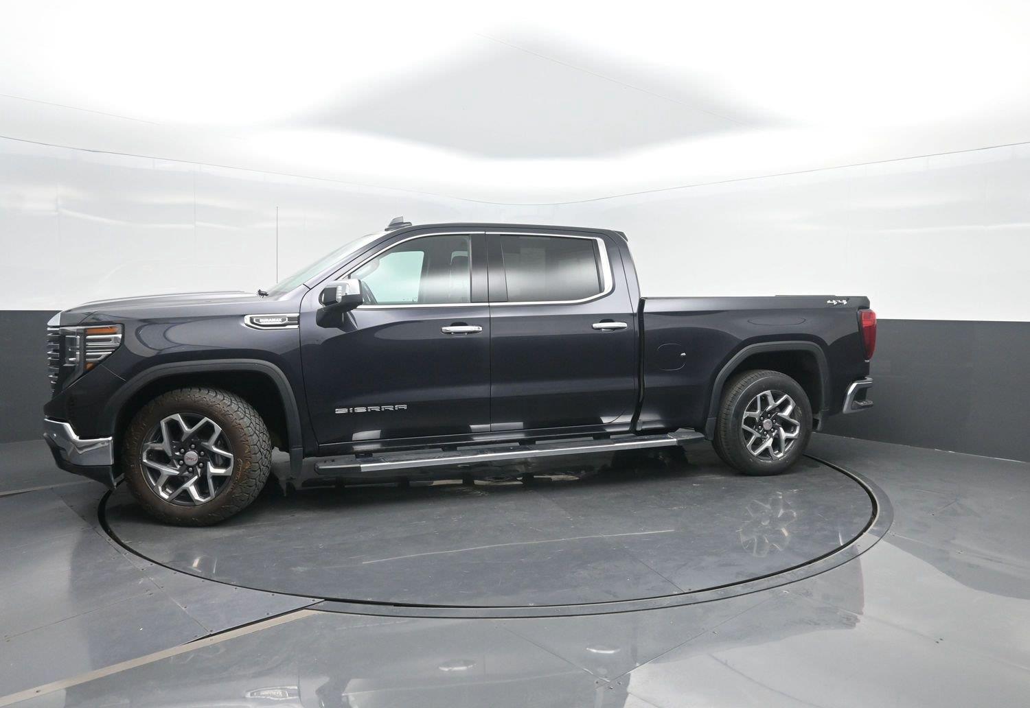 Used 2024 Titanium Rush Metallic GMC SLT image 48