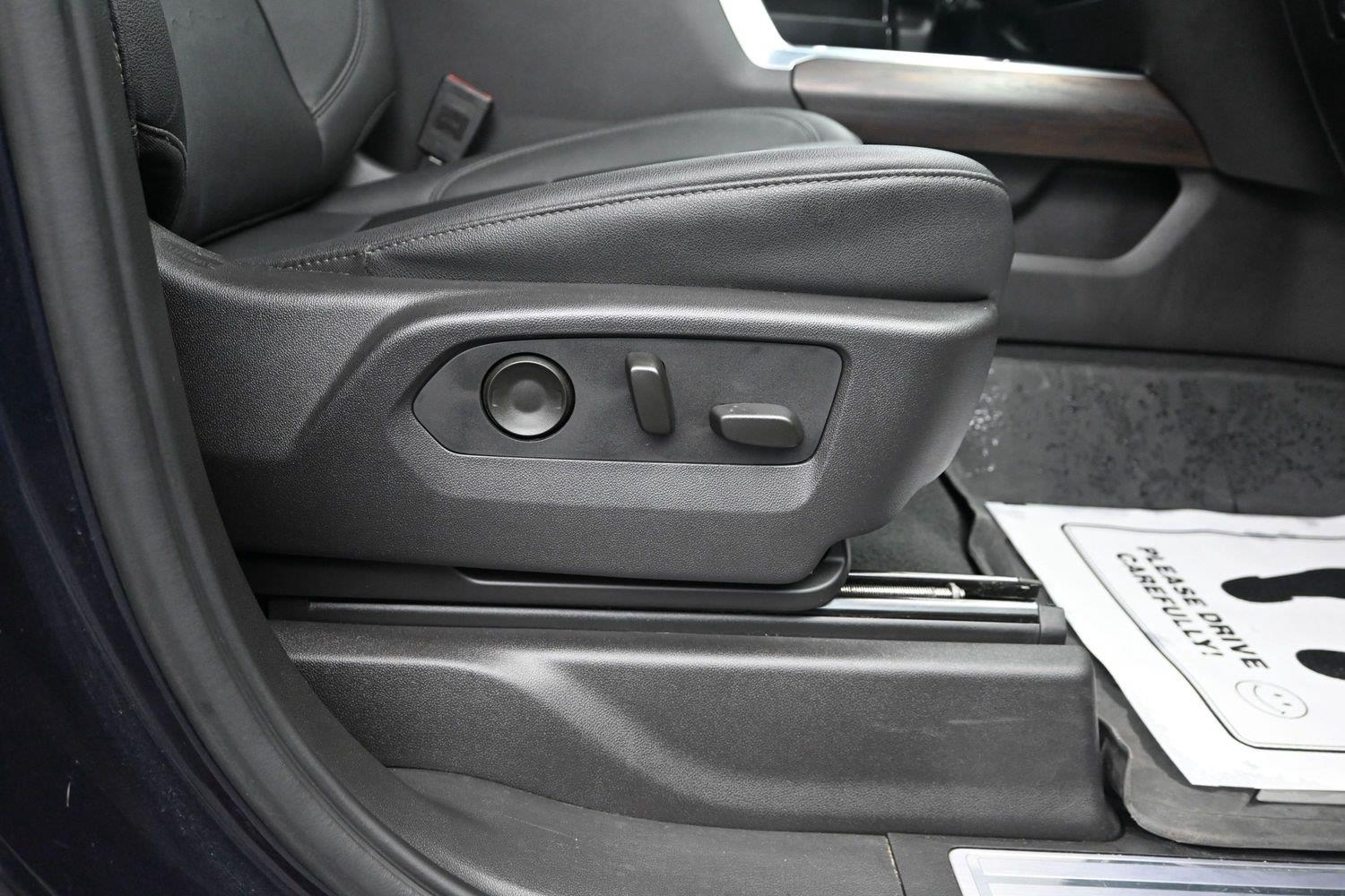 Used 2024 Titanium Rush Metallic GMC SLT image 12