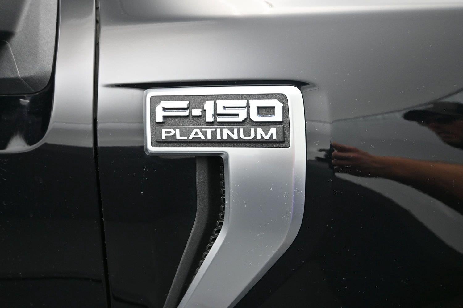 Used 2025 Agate Black Ford Platinum image 6