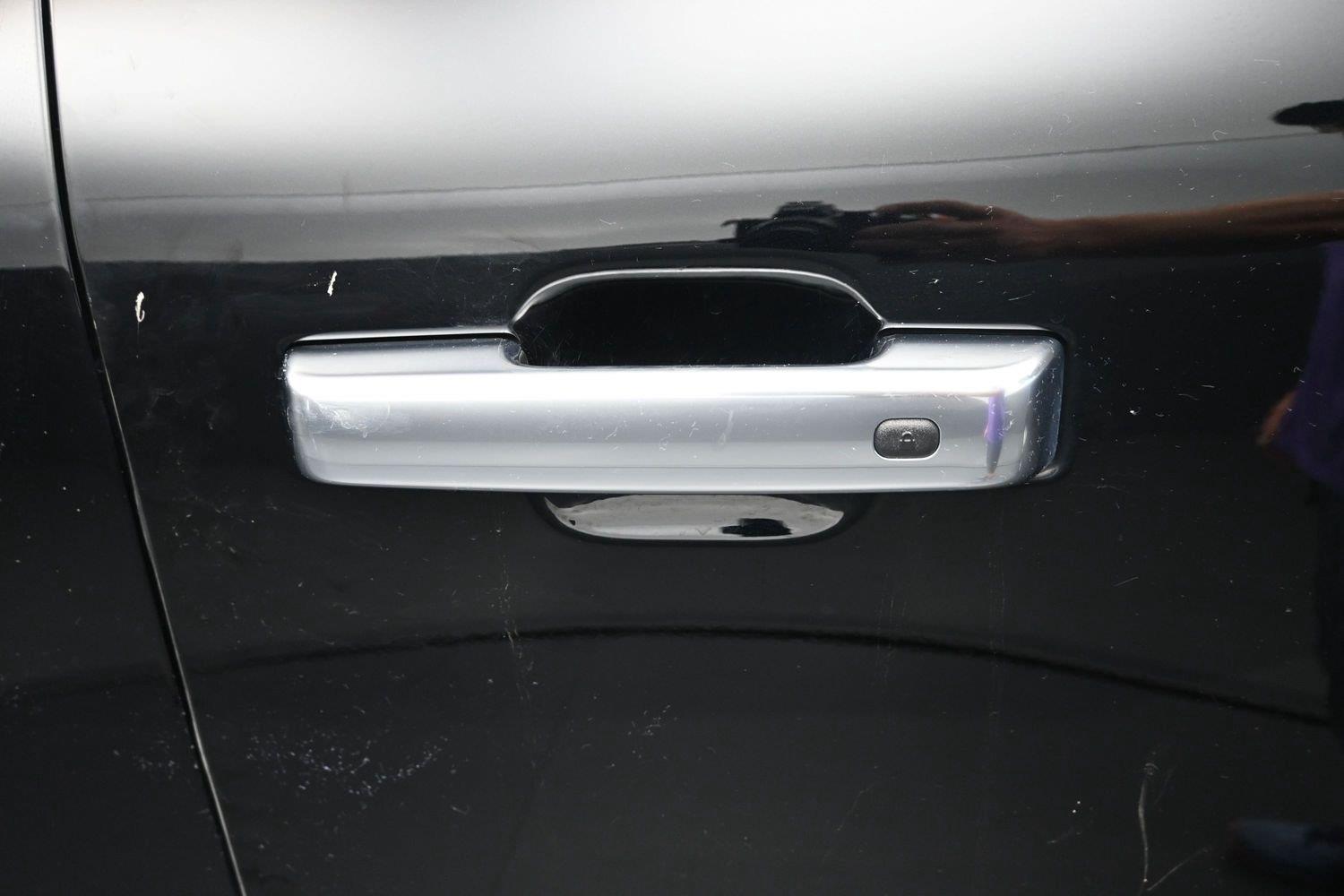 Used 2025 Agate Black Ford Platinum image 8