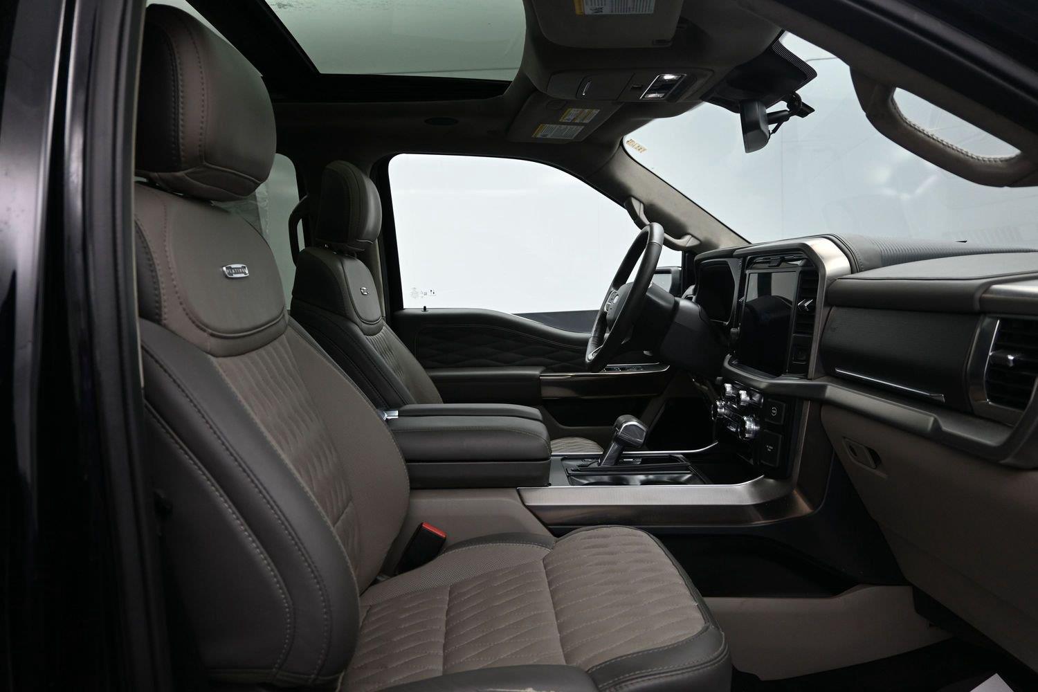 Used 2025 Agate Black Ford Platinum image 13