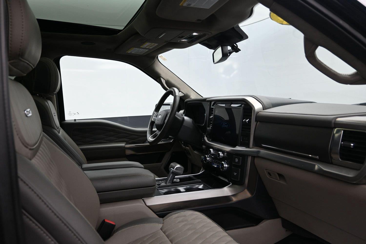 Used 2025 Agate Black Ford Platinum image 14