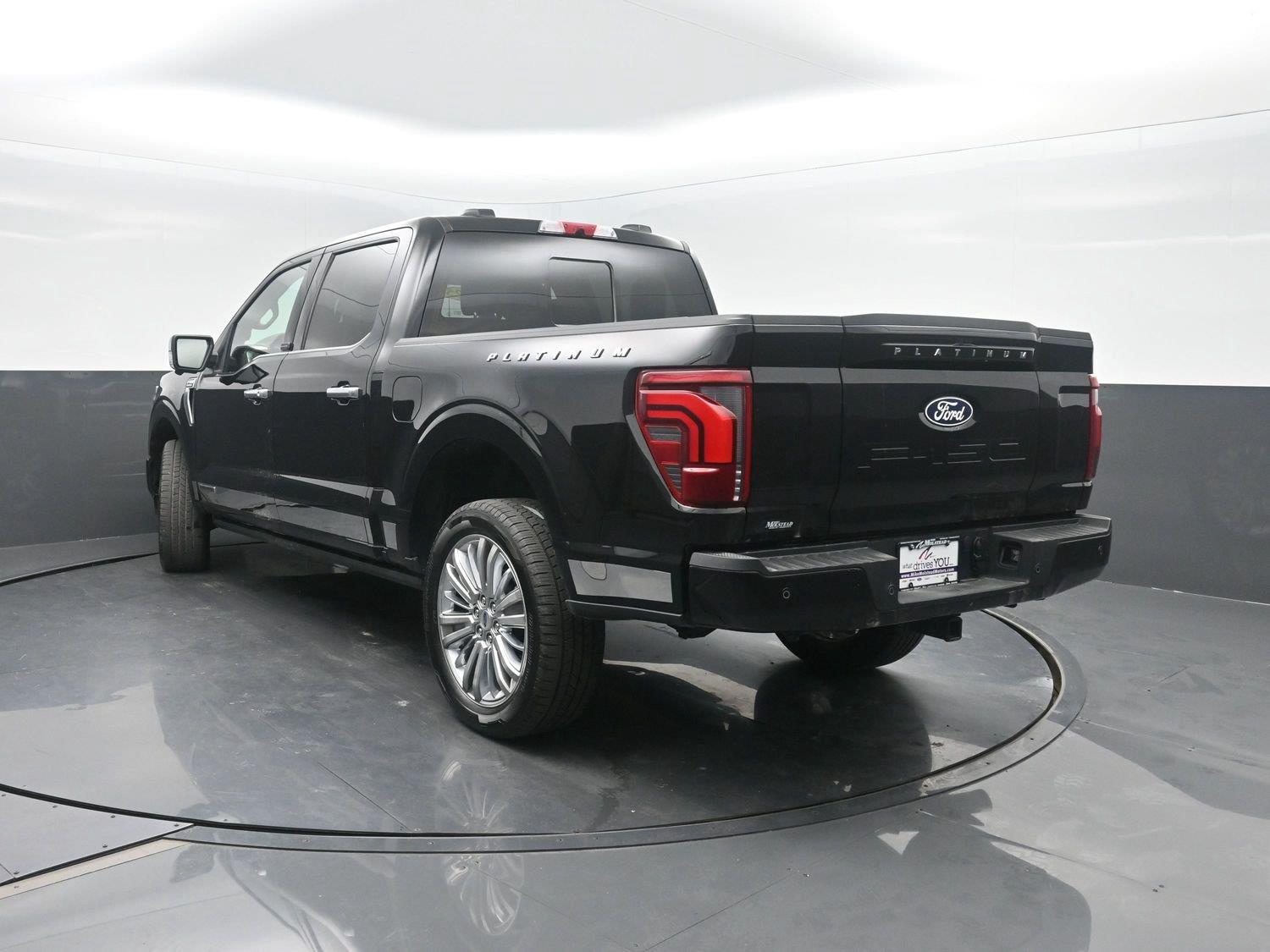 Used 2025 Agate Black Ford Platinum image 52