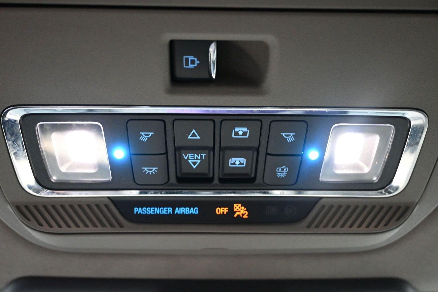 Used 2025 Agate Black Ford Platinum image 39