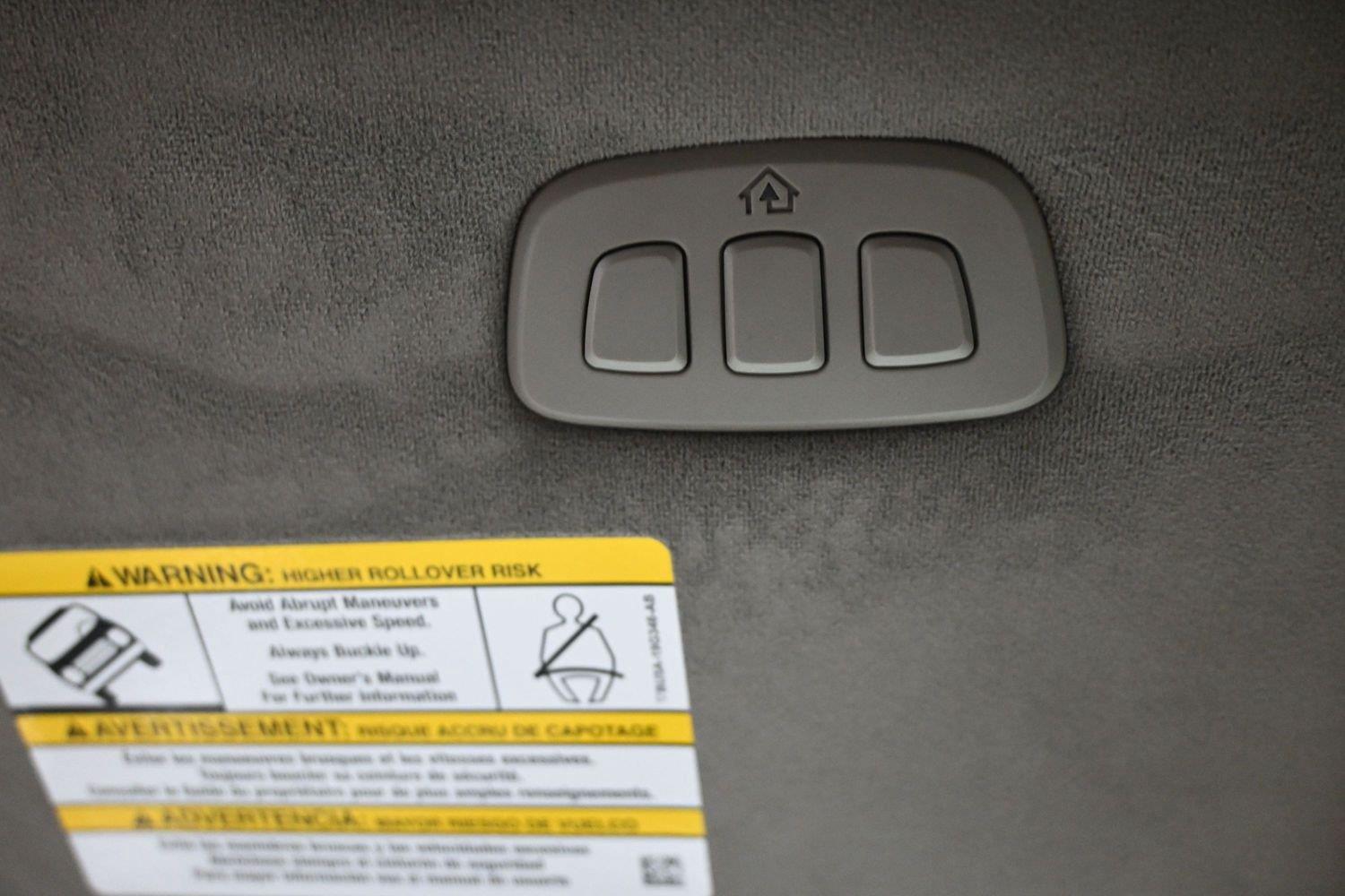 Used 2025 Agate Black Ford Platinum image 40