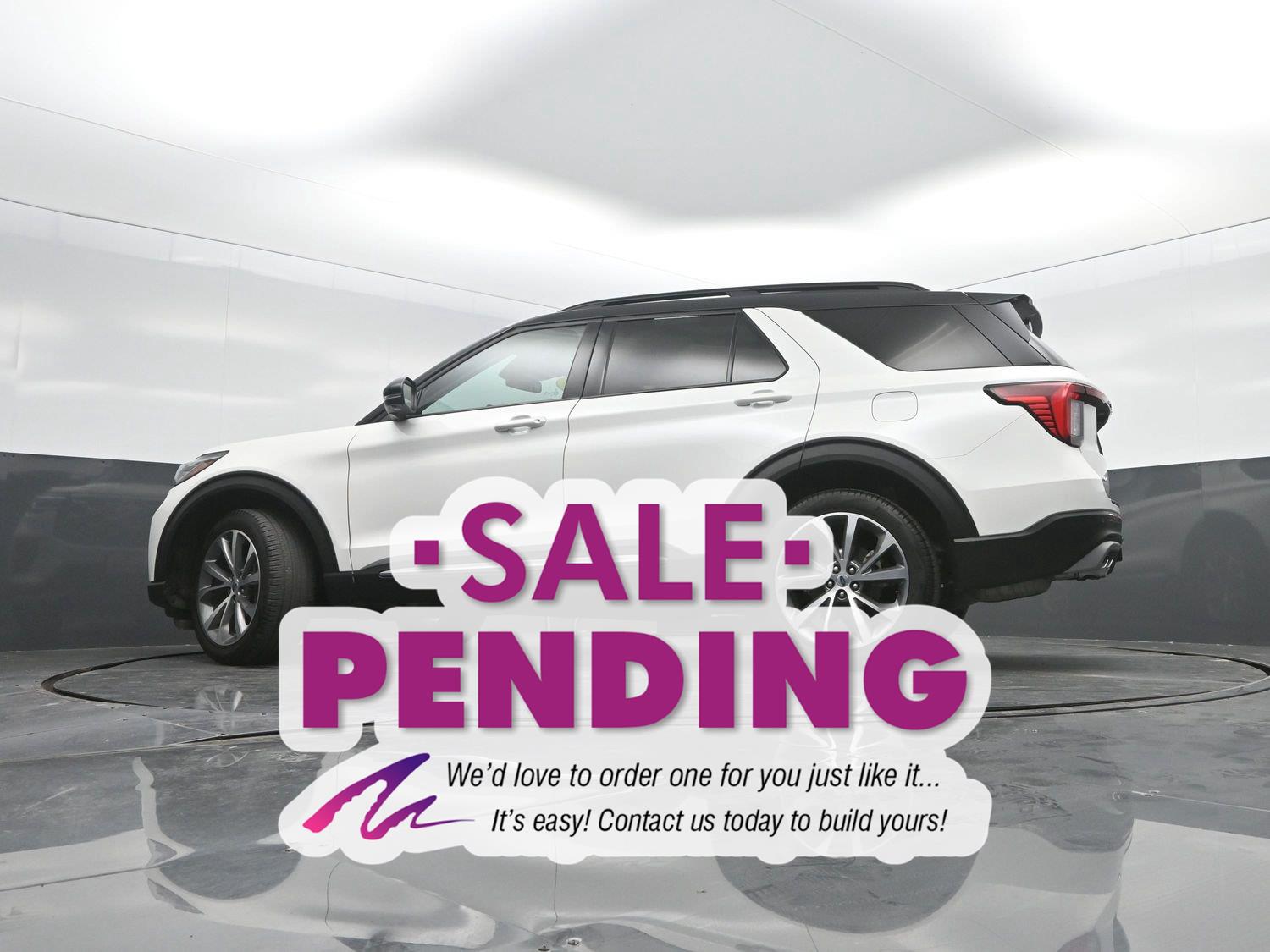 Used 2025 Star White Metallic Tri-Coat FORD Platinum image 37