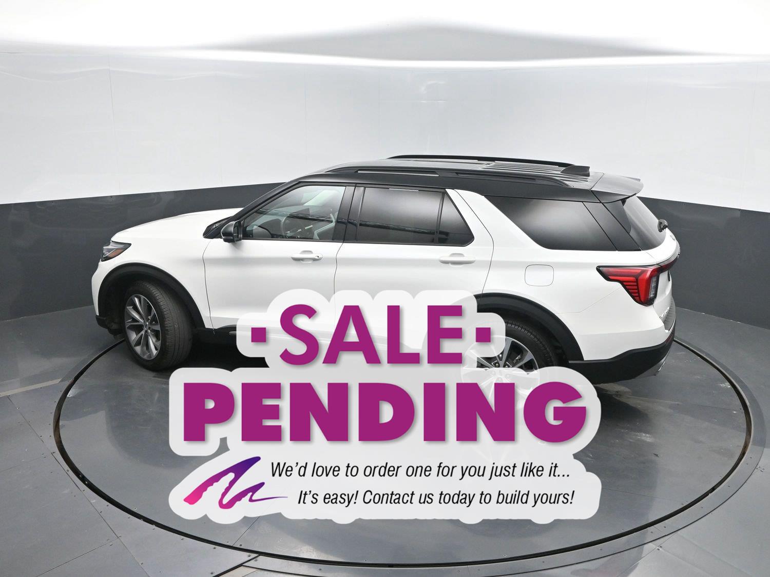 Used 2025 Star White Metallic Tri-Coat FORD Platinum image 41