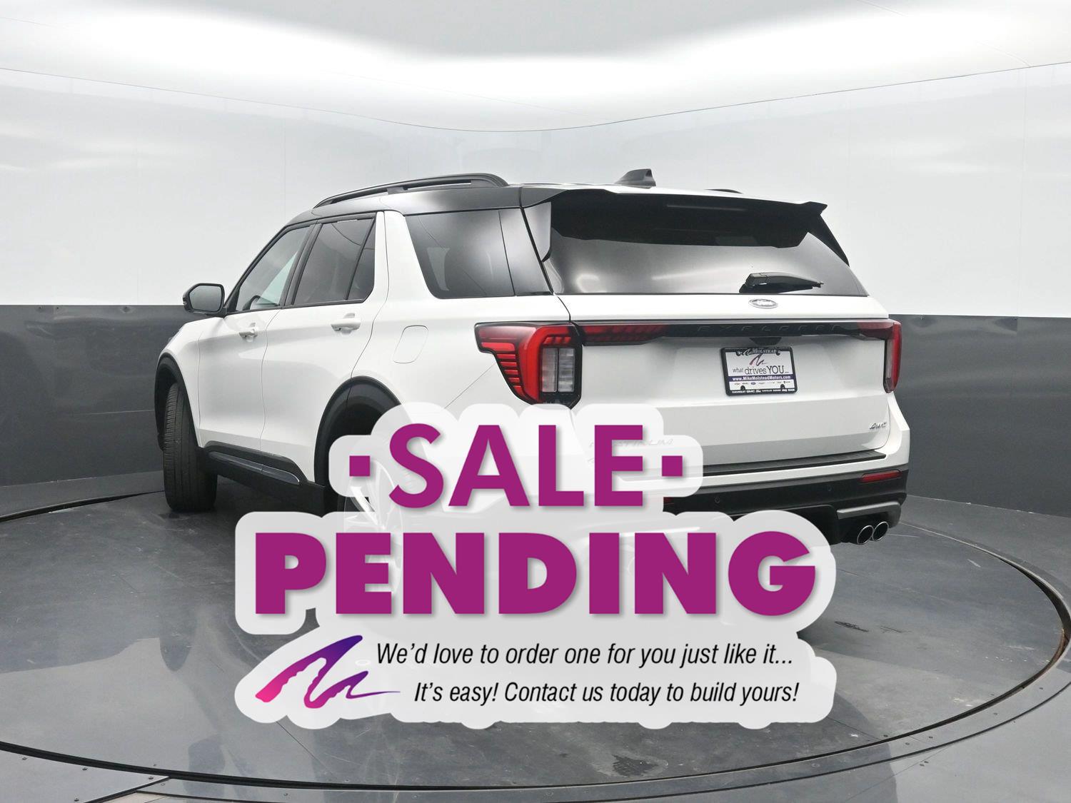 Used 2025 Star White Metallic Tri-Coat FORD Platinum image 47