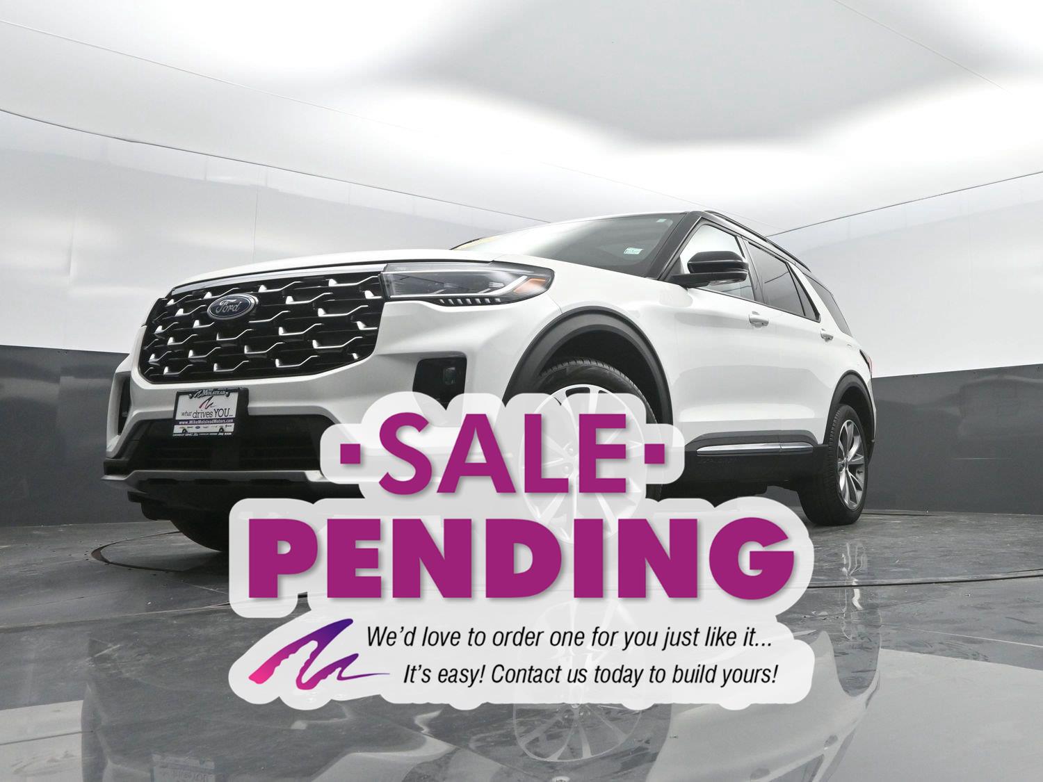 Used 2025 Star White Metallic Tri-Coat FORD Platinum image 48