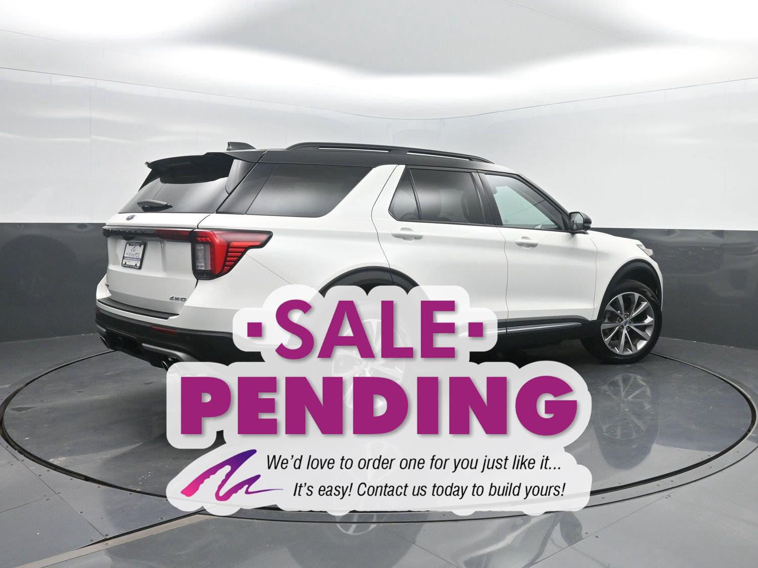 Used 2025 Star White Metallic Tri-Coat FORD Platinum image 2