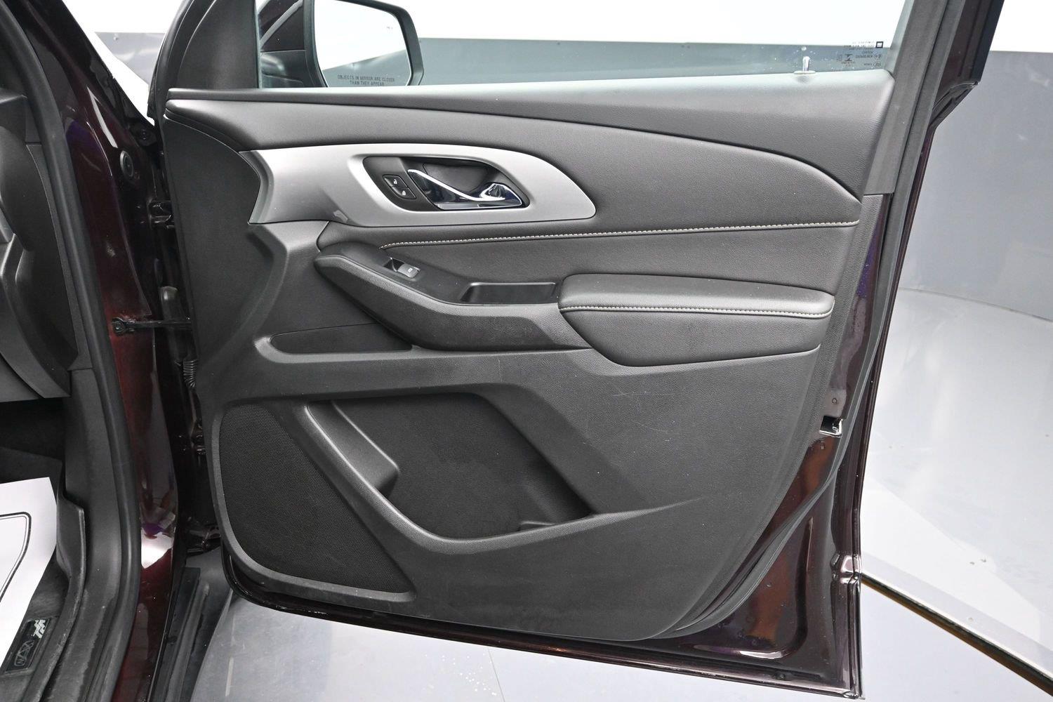 Used 2022 Black Cherry Metallic Chevrolet LT Leather image 10