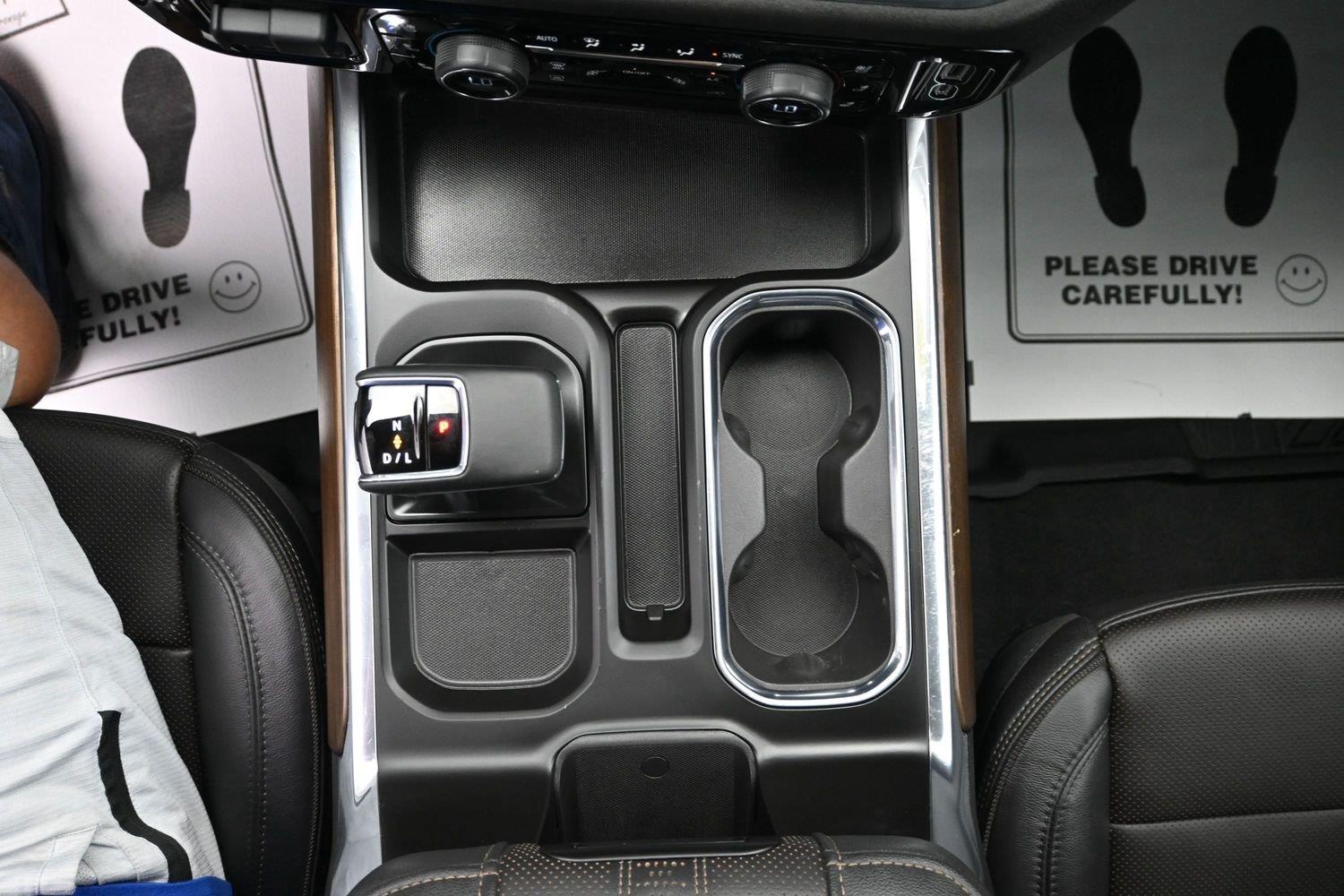 Used 2024 Sterling Gray Metallic Chevrolet High Country image 37