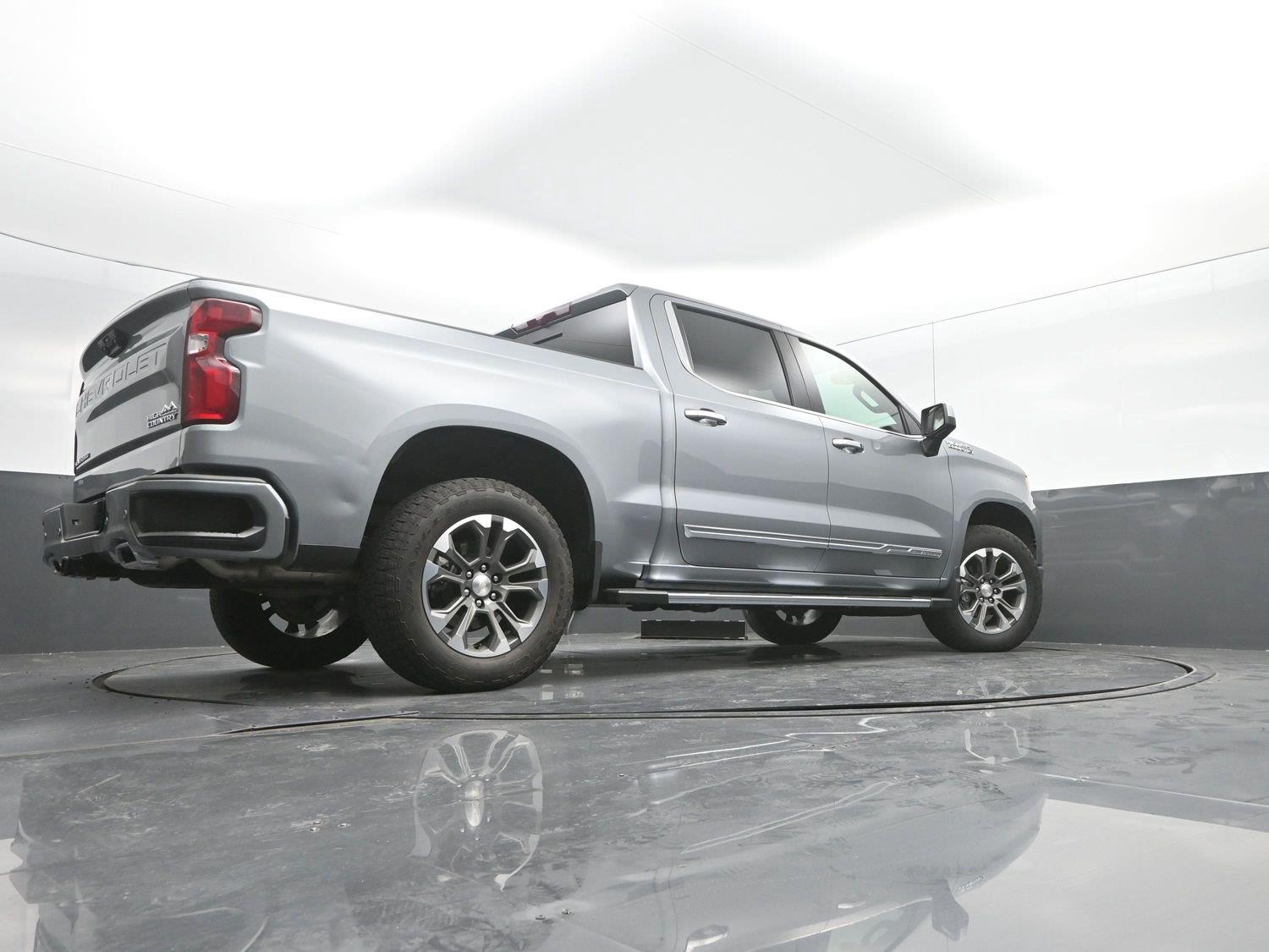 Used 2024 Sterling Gray Metallic Chevrolet High Country image 42
