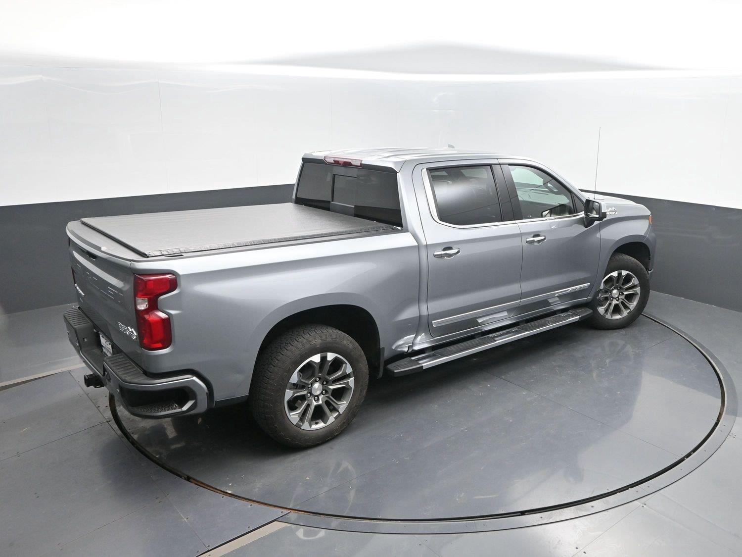 Used 2024 Sterling Gray Metallic Chevrolet High Country image 46