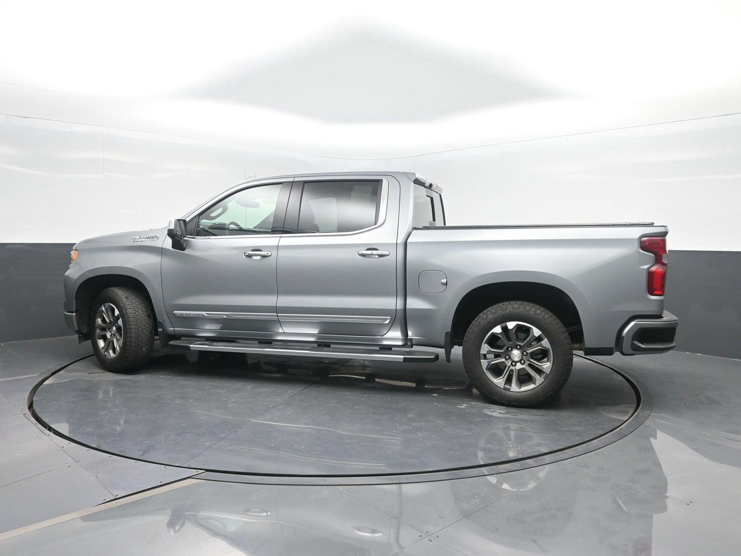 Used 2024 Sterling Gray Metallic Chevrolet High Country image 48
