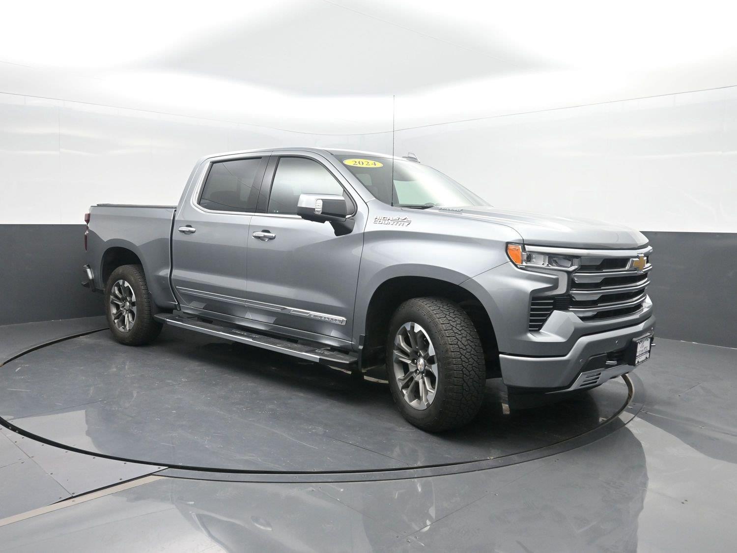 Used 2024 Sterling Gray Metallic Chevrolet High Country image 4