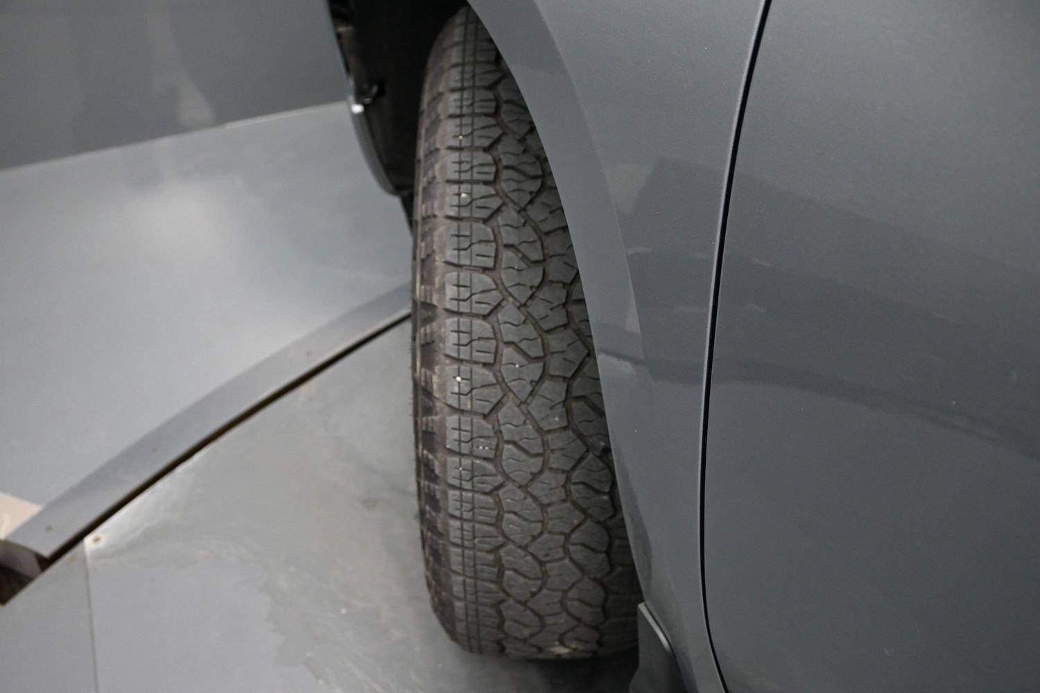 Used 2024 Sterling Gray Metallic Chevrolet High Country image 5