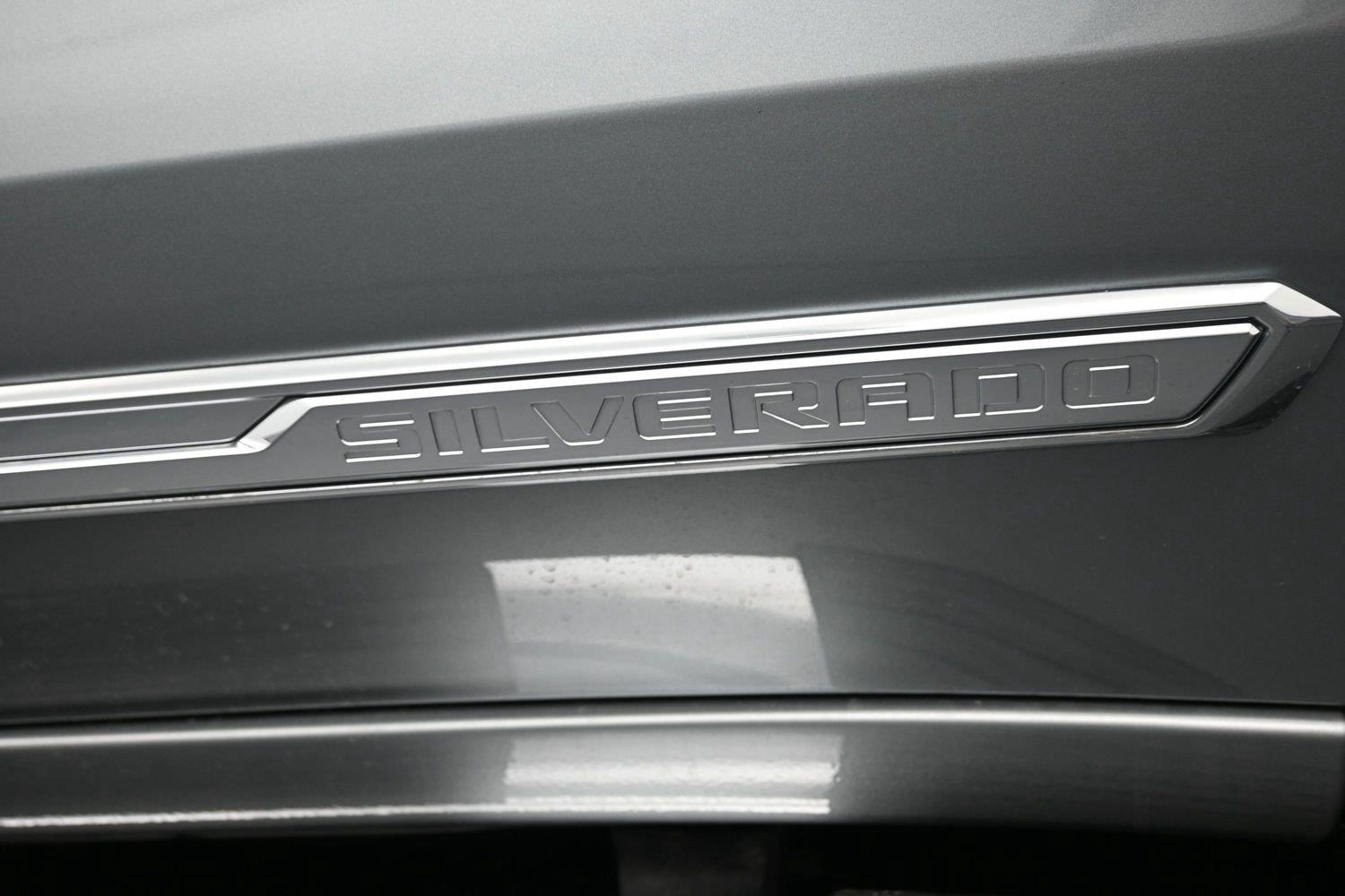 Used 2024 Sterling Gray Metallic Chevrolet High Country image 8