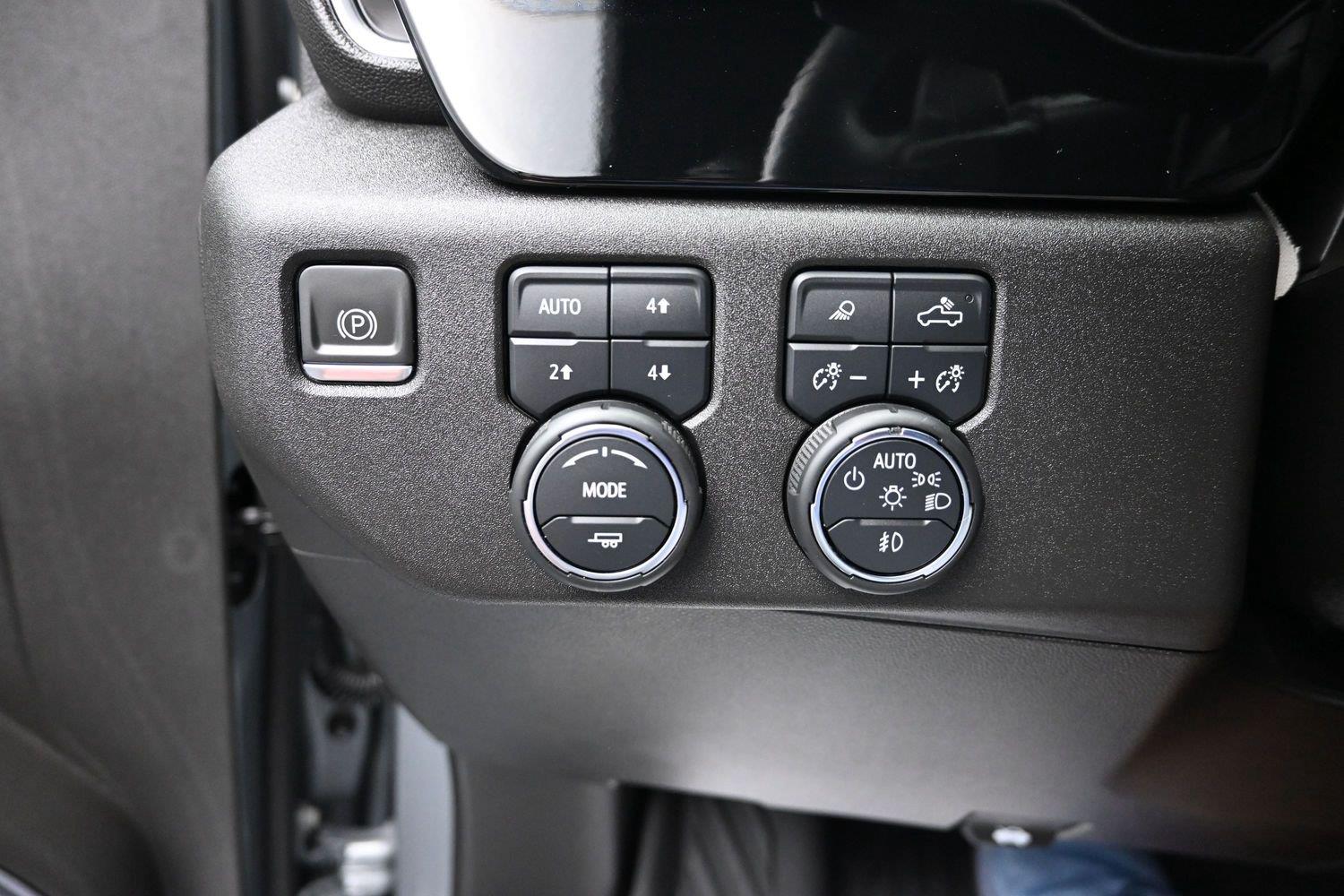 Used 2024 Sterling Gray Metallic Chevrolet High Country image 28