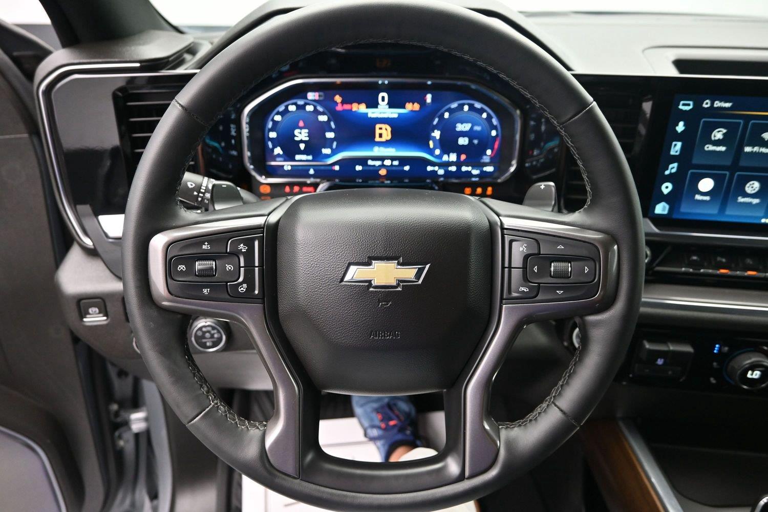 Used 2024 Sterling Gray Metallic Chevrolet High Country image 29