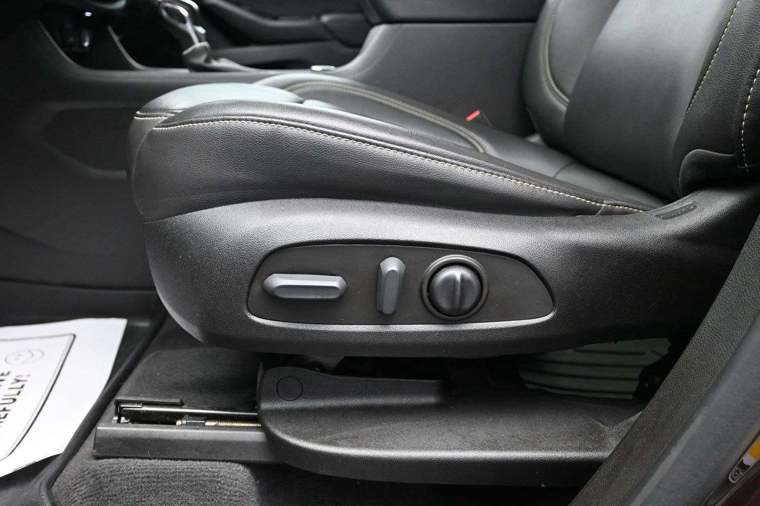 Used 2022 Black Cherry Metallic Chevrolet LT Leather image 23
