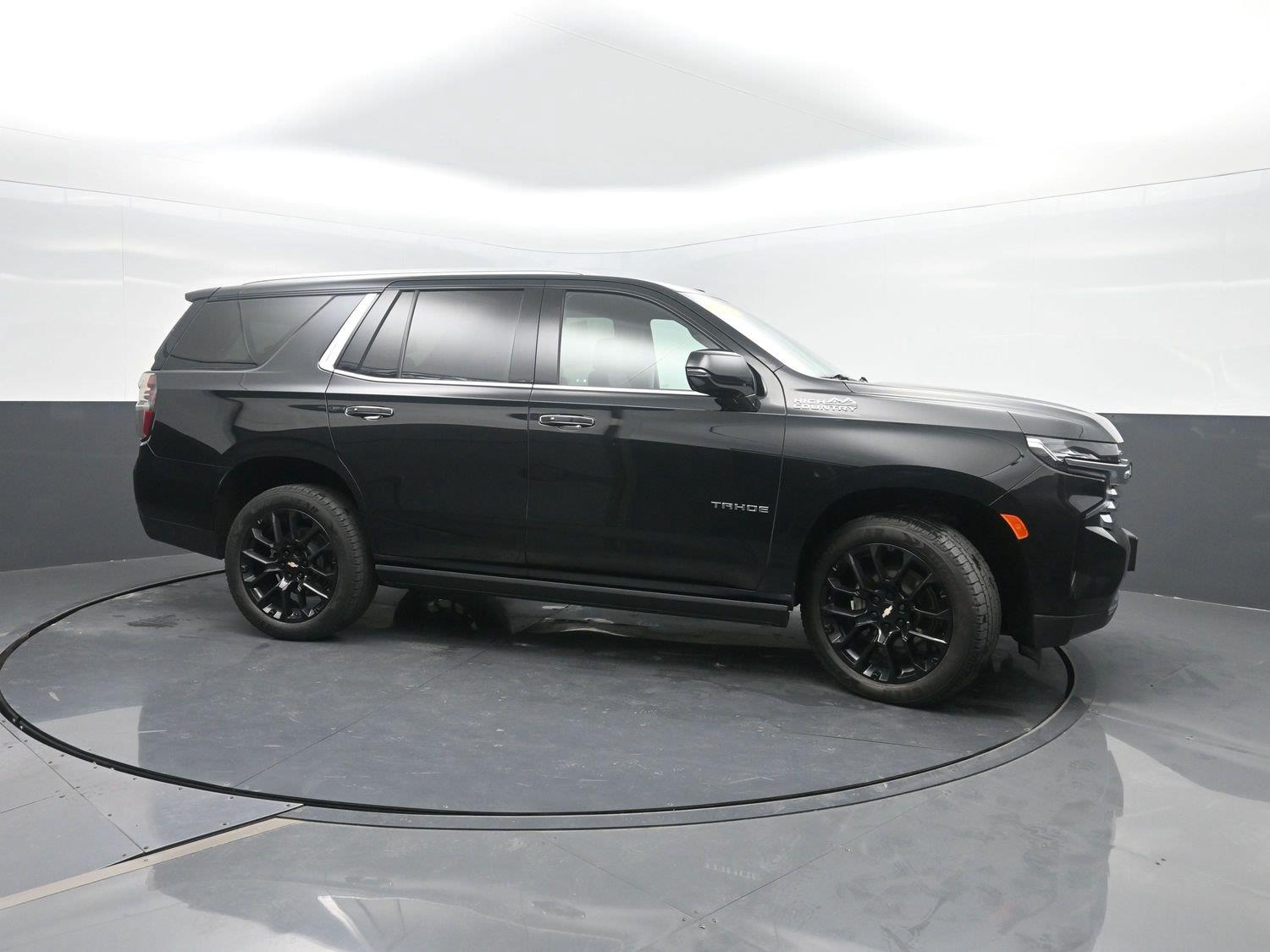 Used 2022 Black Chevrolet High Country image 3