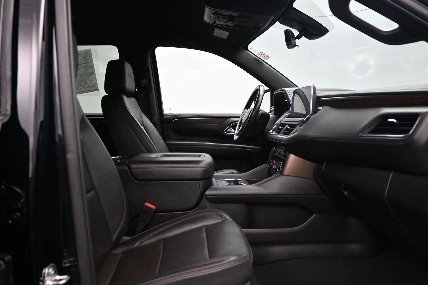 Used 2022 Black Chevrolet High Country image 13
