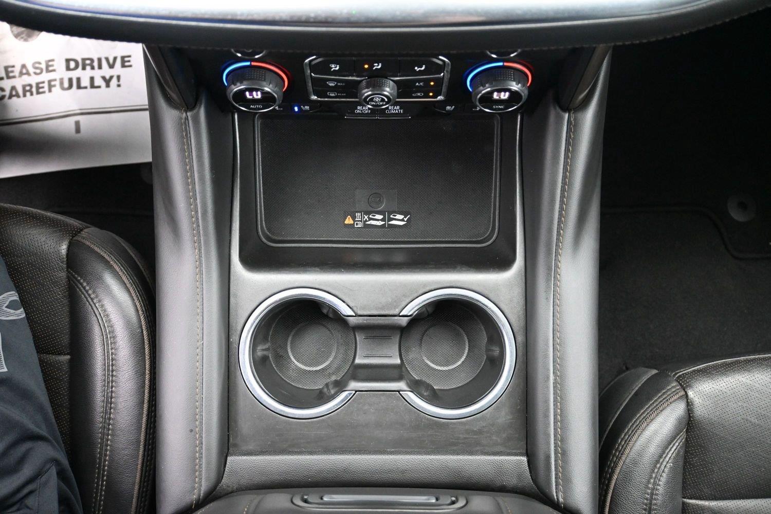 Used 2022 Black Chevrolet High Country image 35
