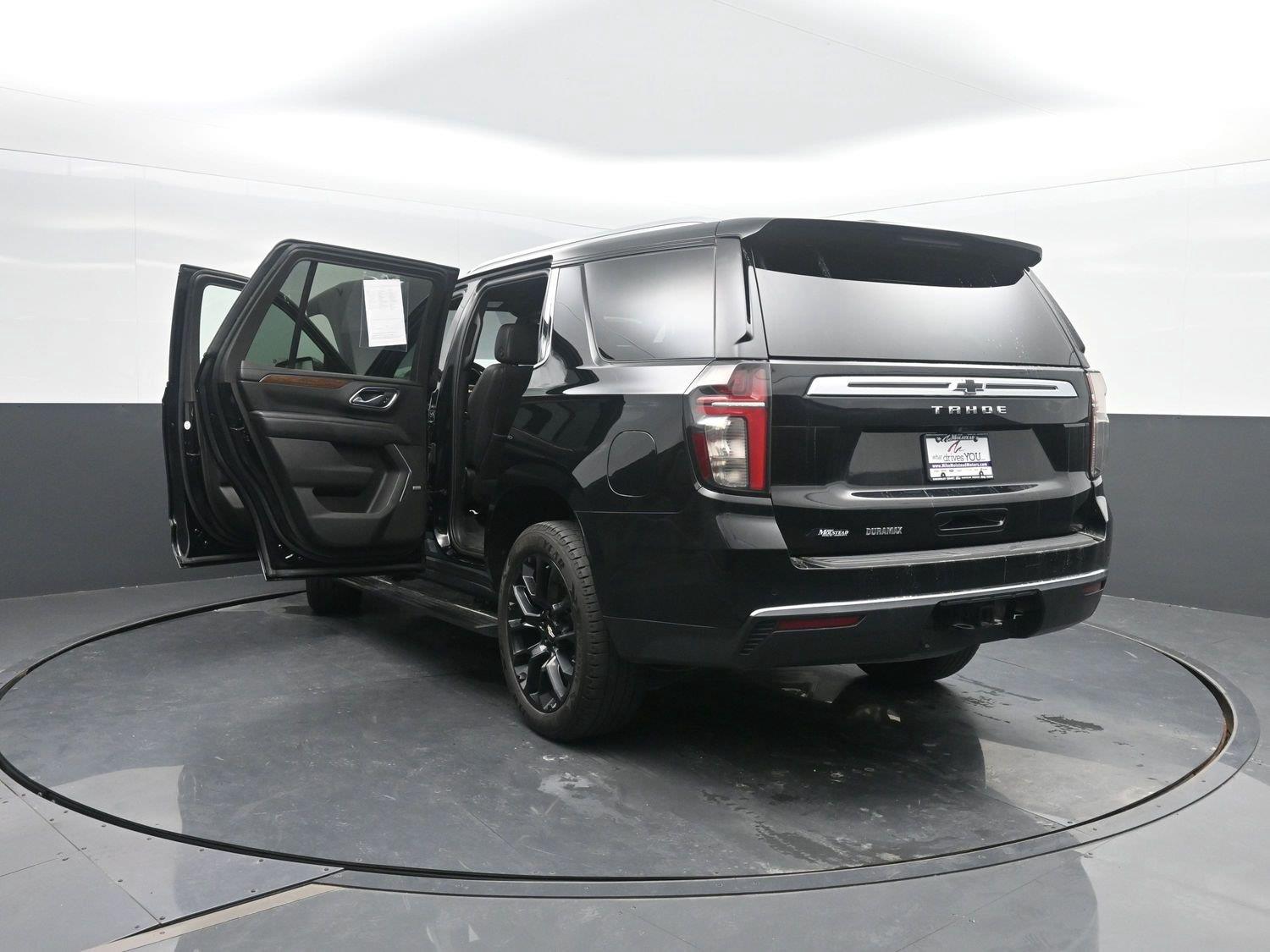 Used 2022 Black Chevrolet High Country image 51