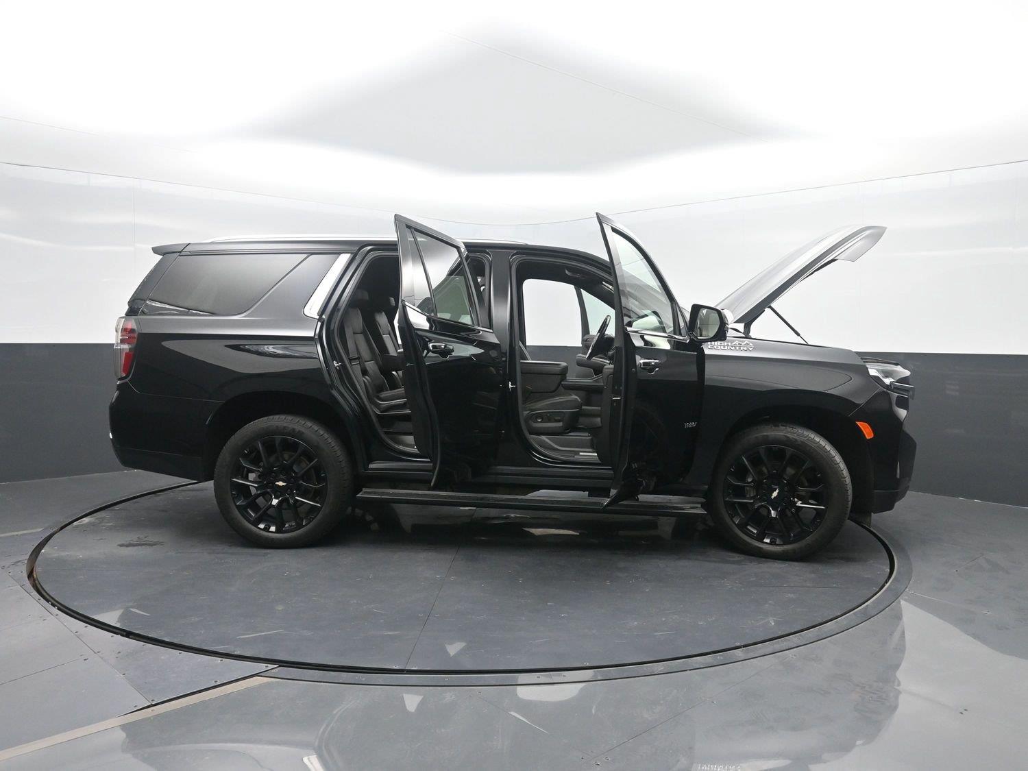 Used 2022 Black Chevrolet High Country image 52