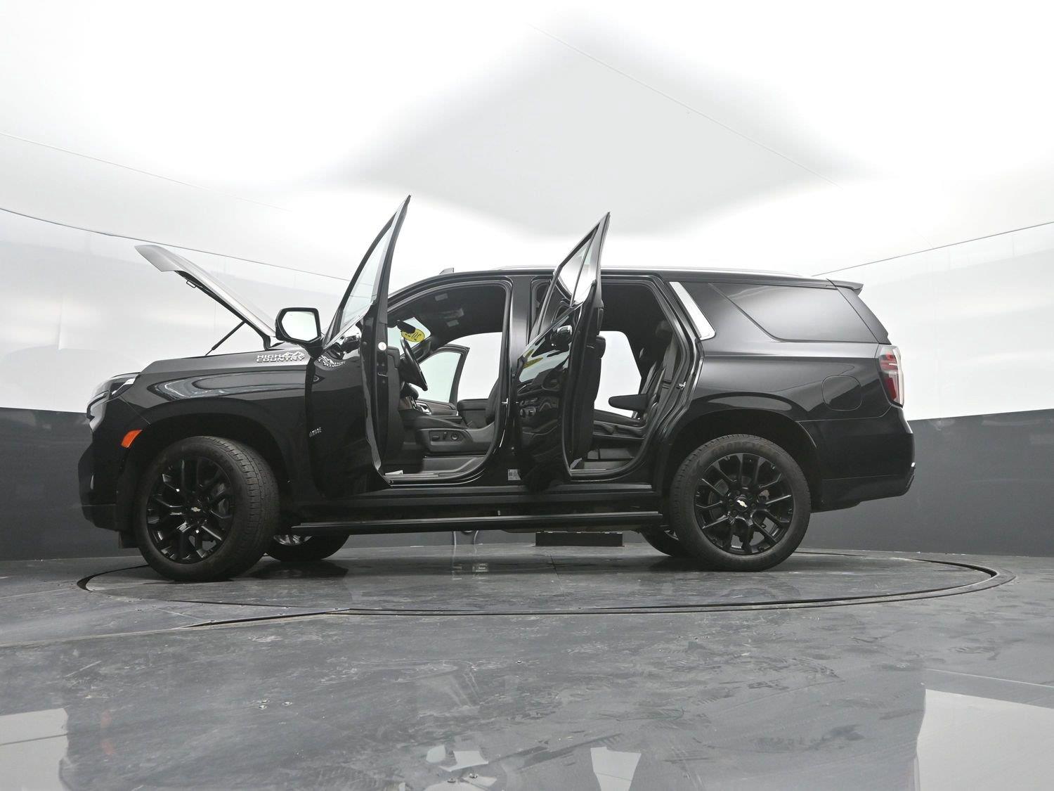 Used 2022 Black Chevrolet High Country image 55