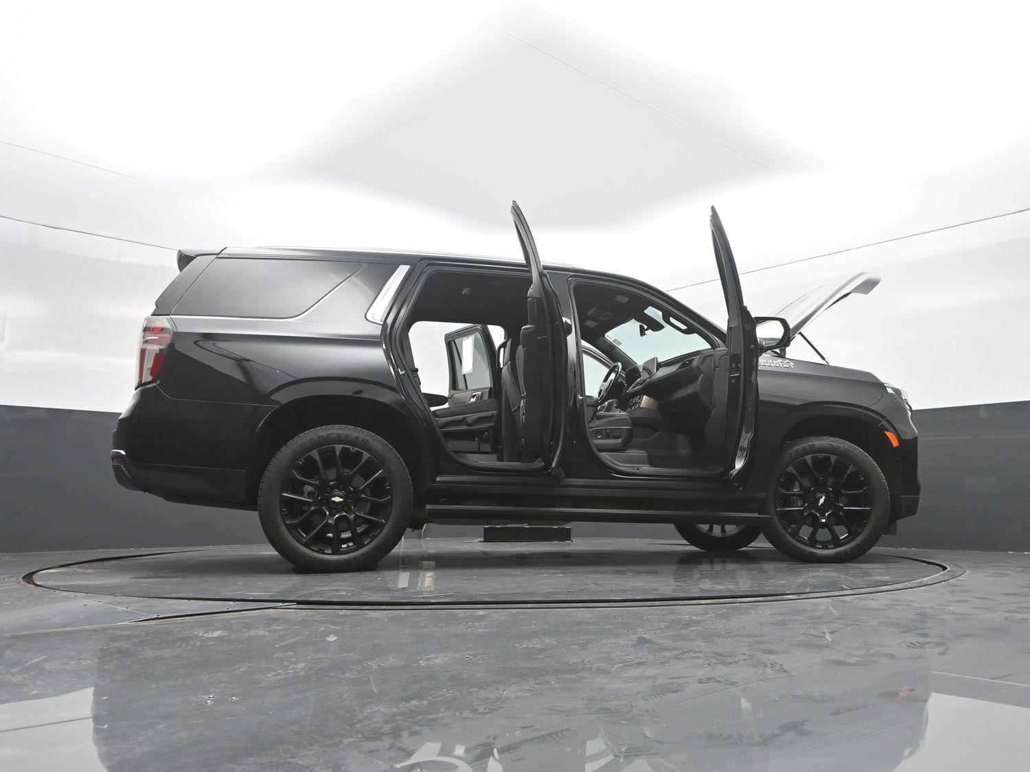 Used 2022 Black Chevrolet High Country image 56