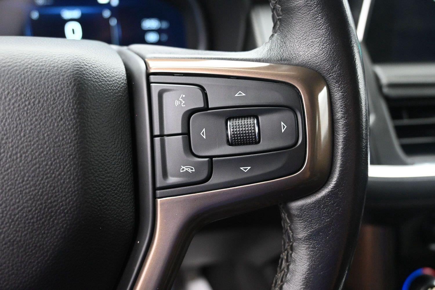 Used 2022 Black Chevrolet High Country image 28