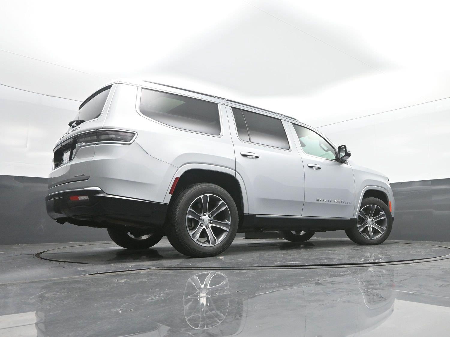 Used 2022 Silver Zynith Jeep Series I image 36