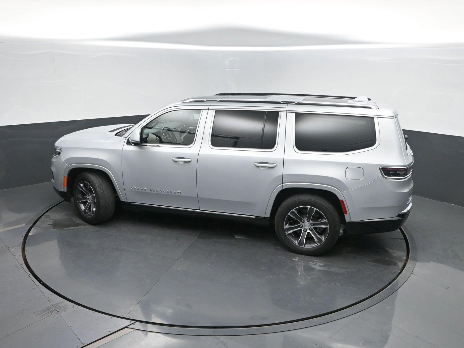 Used 2022 Silver Zynith Jeep Series I image 39