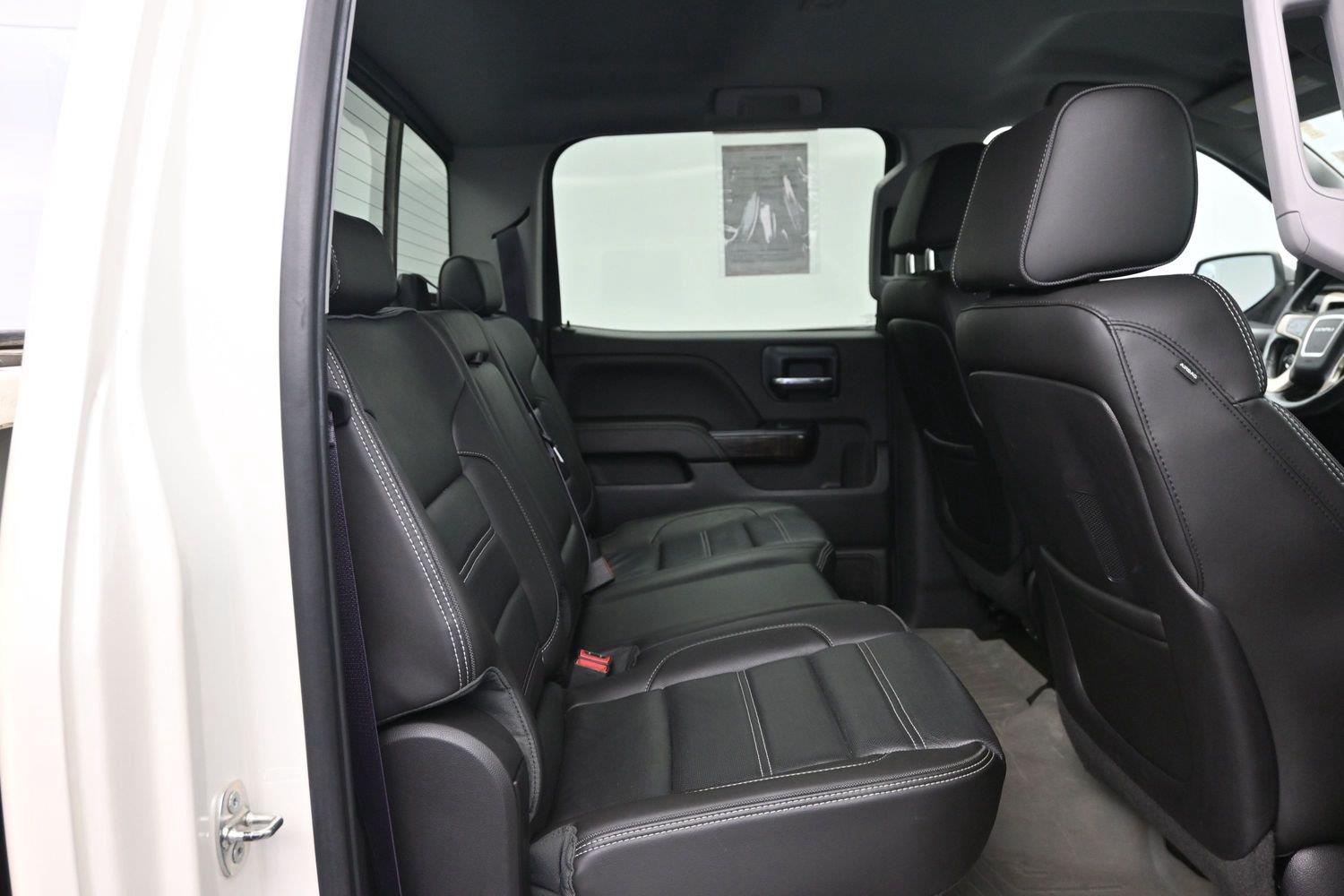 Used 2015 White Diamond Tricoat GMC Denali image 12