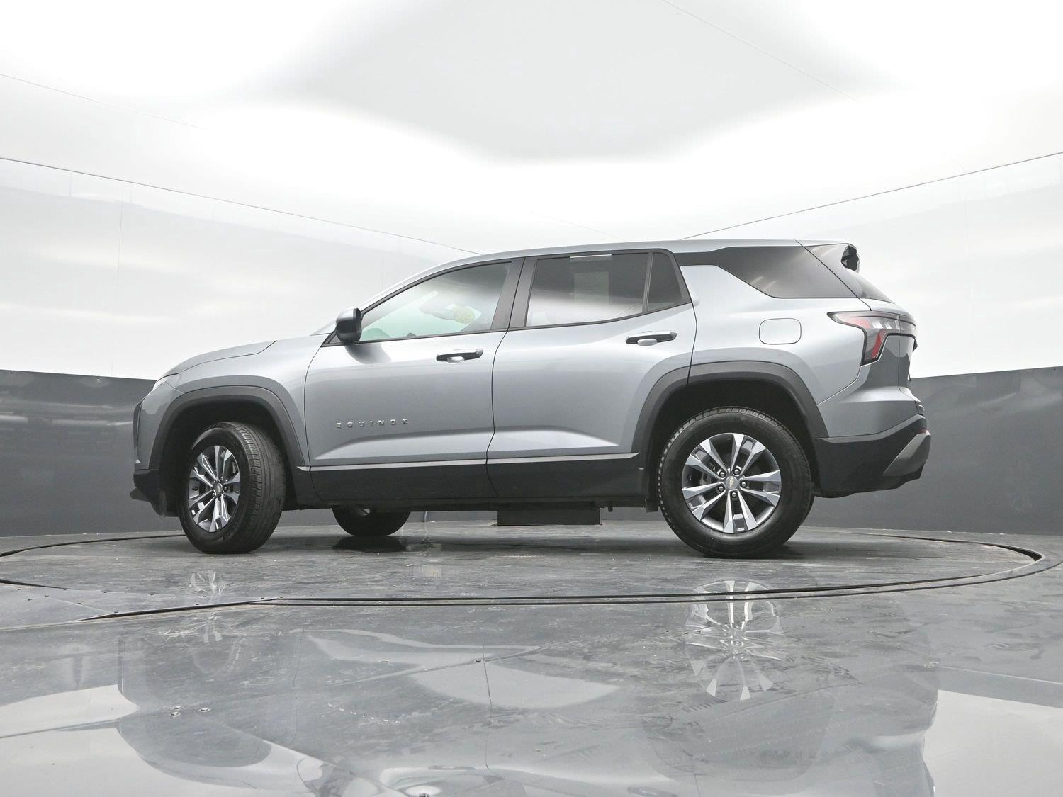 Used 2026 Sterling Gray Metallic Chevrolet AWD LT image 32
