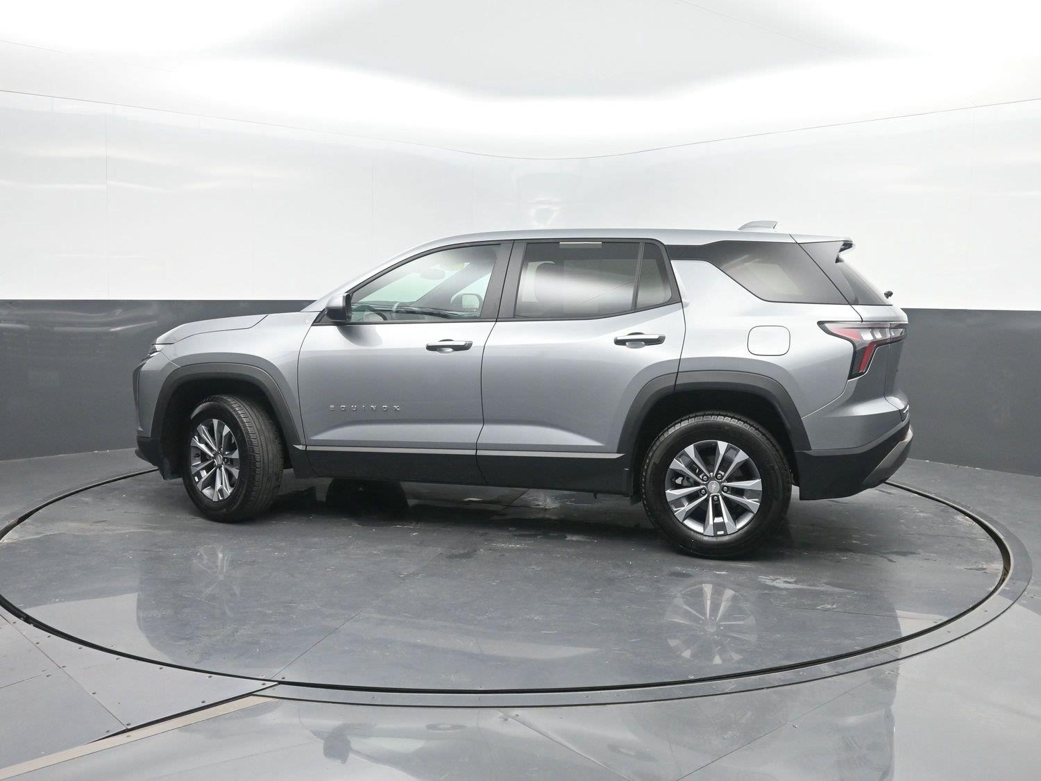 Used 2026 Sterling Gray Metallic Chevrolet AWD LT image 39