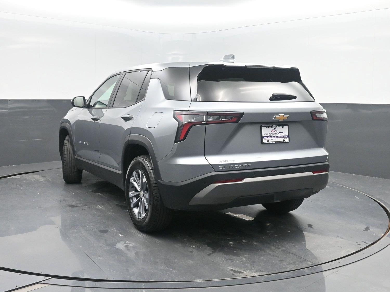 Used 2026 Sterling Gray Metallic Chevrolet AWD LT image 42