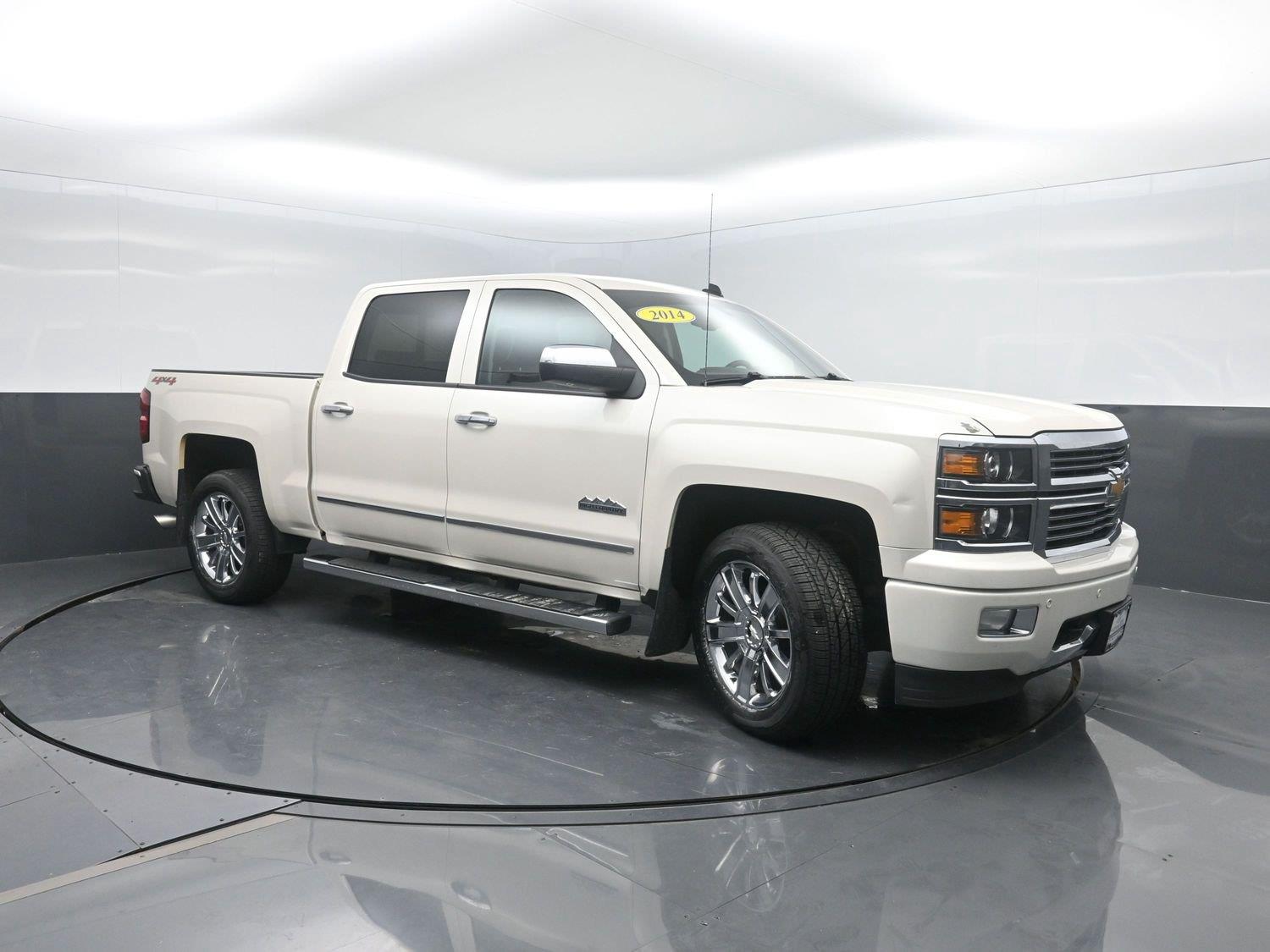 Used 2014 White Diamond Tricoat Chevrolet High Country image 4