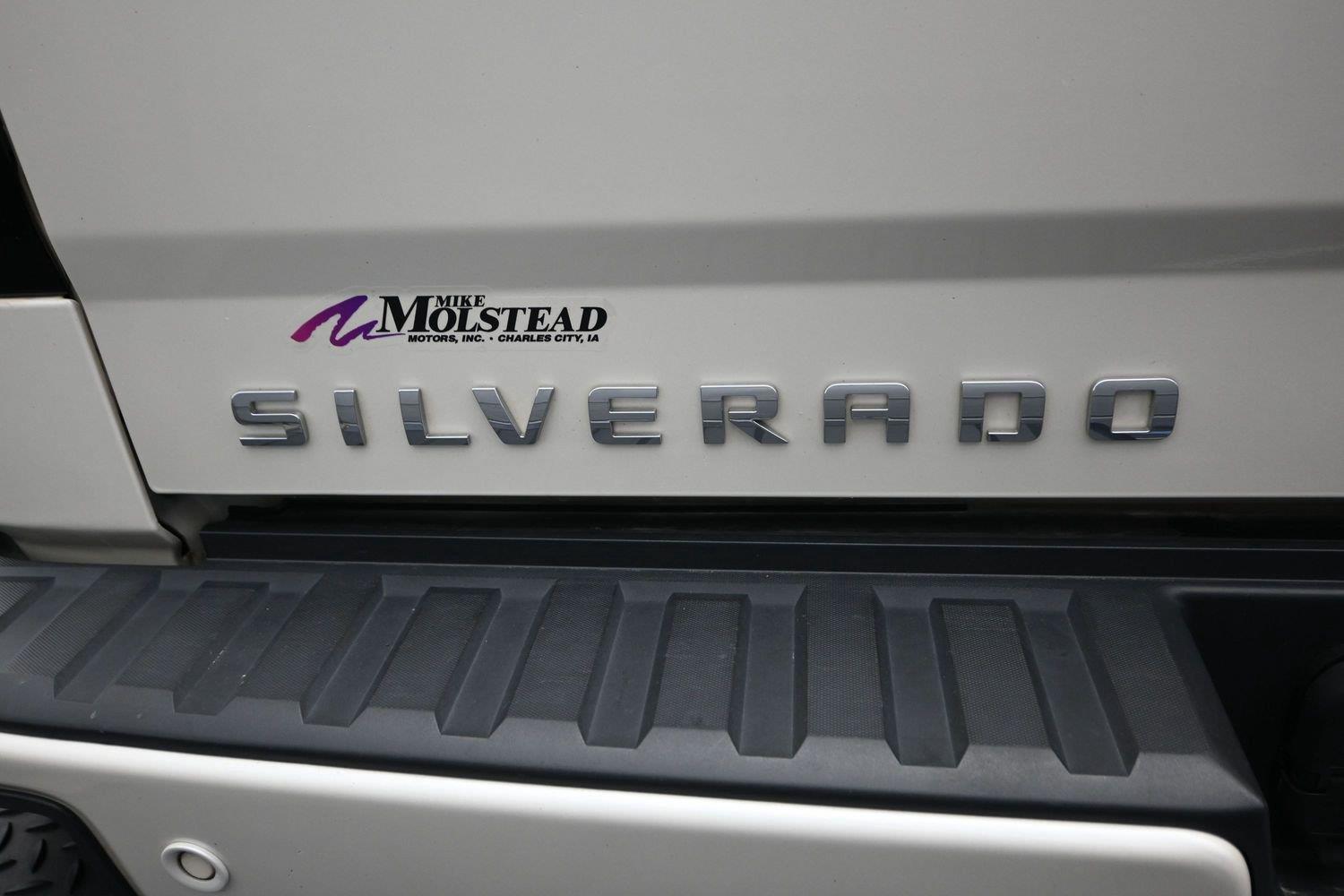 Used 2014 White Diamond Tricoat Chevrolet High Country image 16