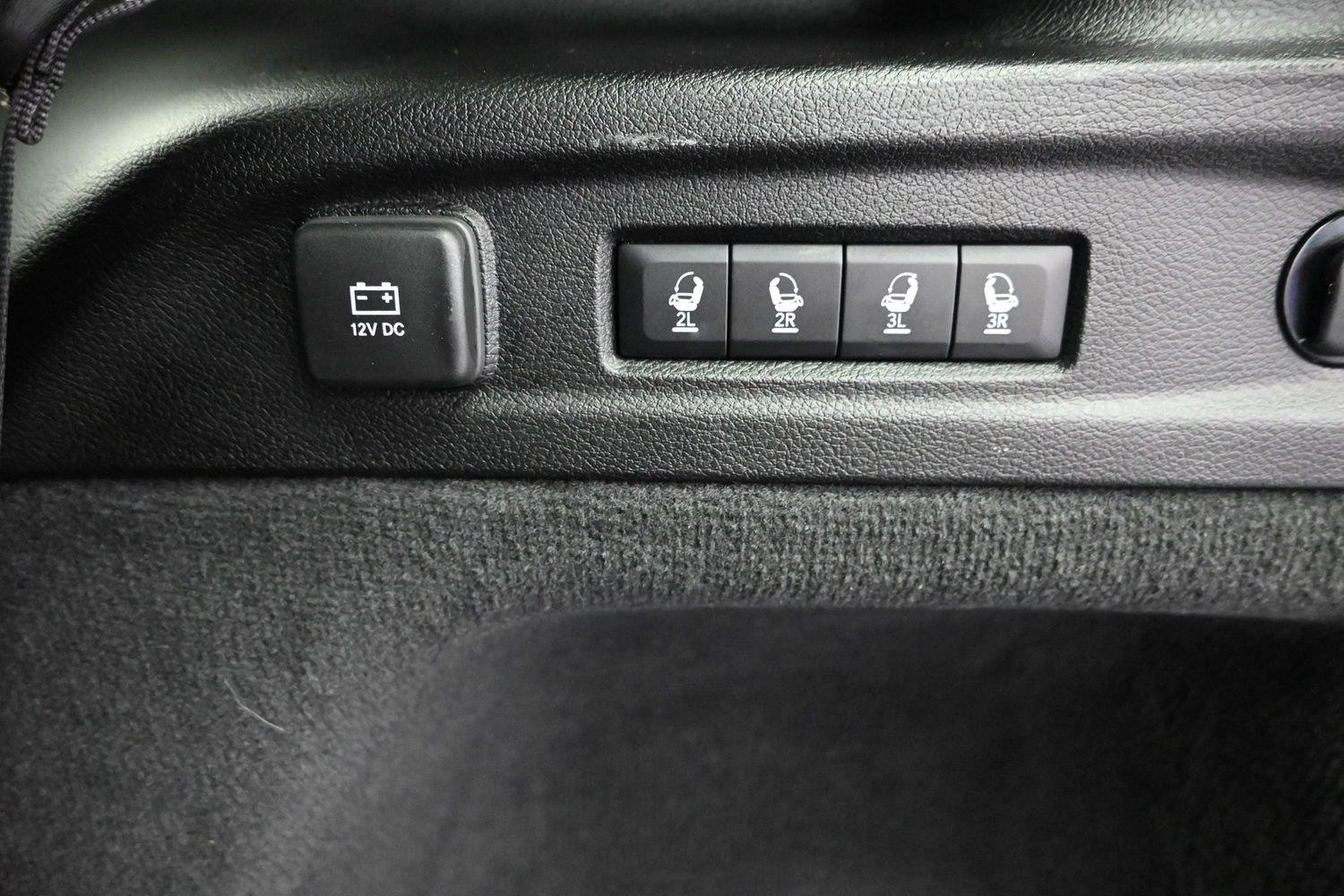 Used 2025 Bright White Clearcoat Jeep Summit Reserve image 21